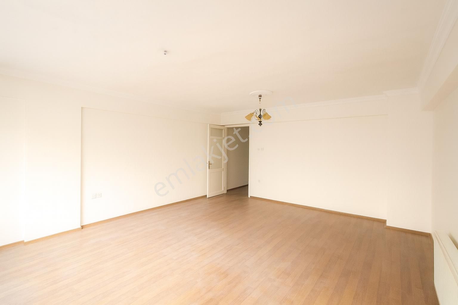 Konak Mithatpaşa Mah. Arakat 3+1 Doğalgazlı Kapalı Mutfak 95 M2 Satılık Daire - Görsel 9