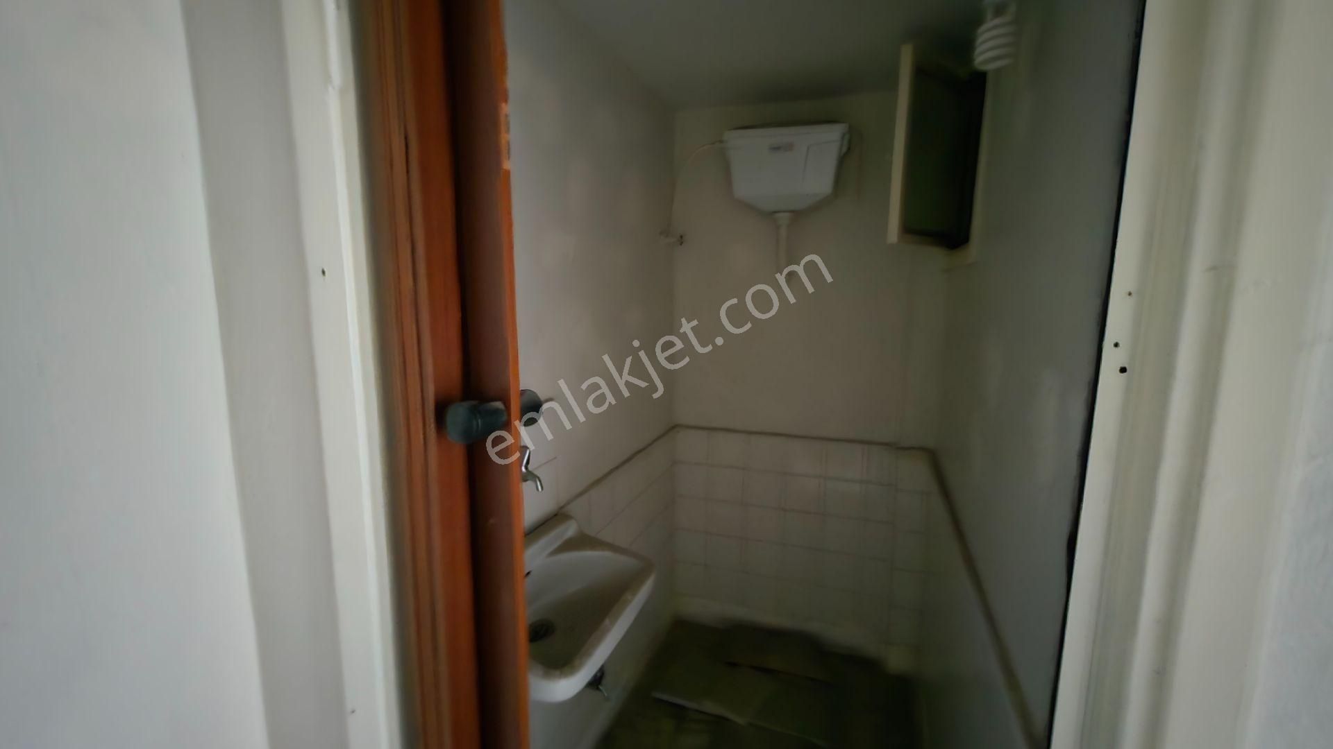 Konak Mithatpaşa Mah. Arakat 3+1 Doğalgazlı Kapalı Mutfak 95 M2 Satılık Daire - Görsel 19