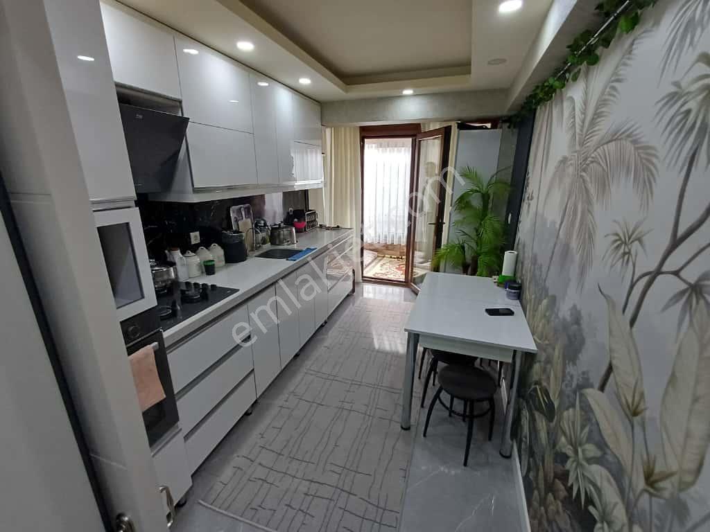 Kuşcağız Mahallesi'nde Full Yapılı 3+1 Daire!