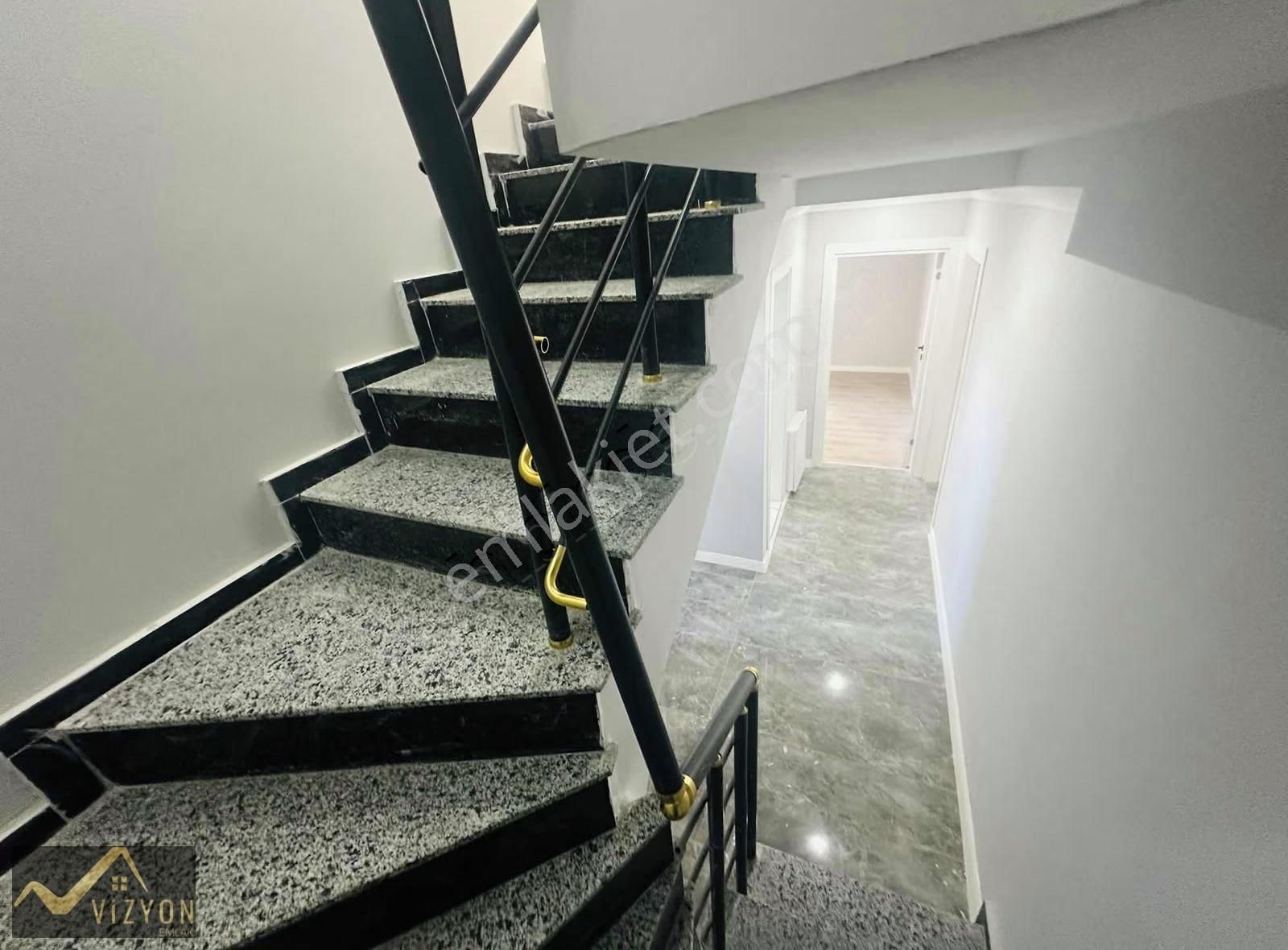 Vizyon Emlaktan 3+1 Bahçe Kullanımlı Dublex 160 M2 - Görsel 8