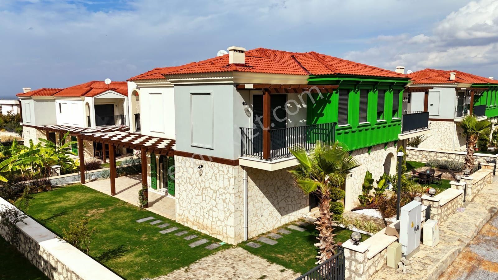 Kuşadası'nda Deniz Ve Doğa Manzaralı Özel Mimari Son Villalar - Görsel 2