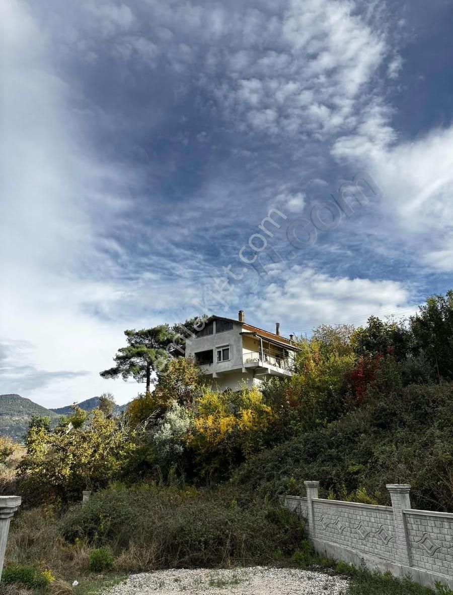 B&f Hurma Emlaktan Yarbaşçandır'ında İçi Evli Manzaralı Arsa