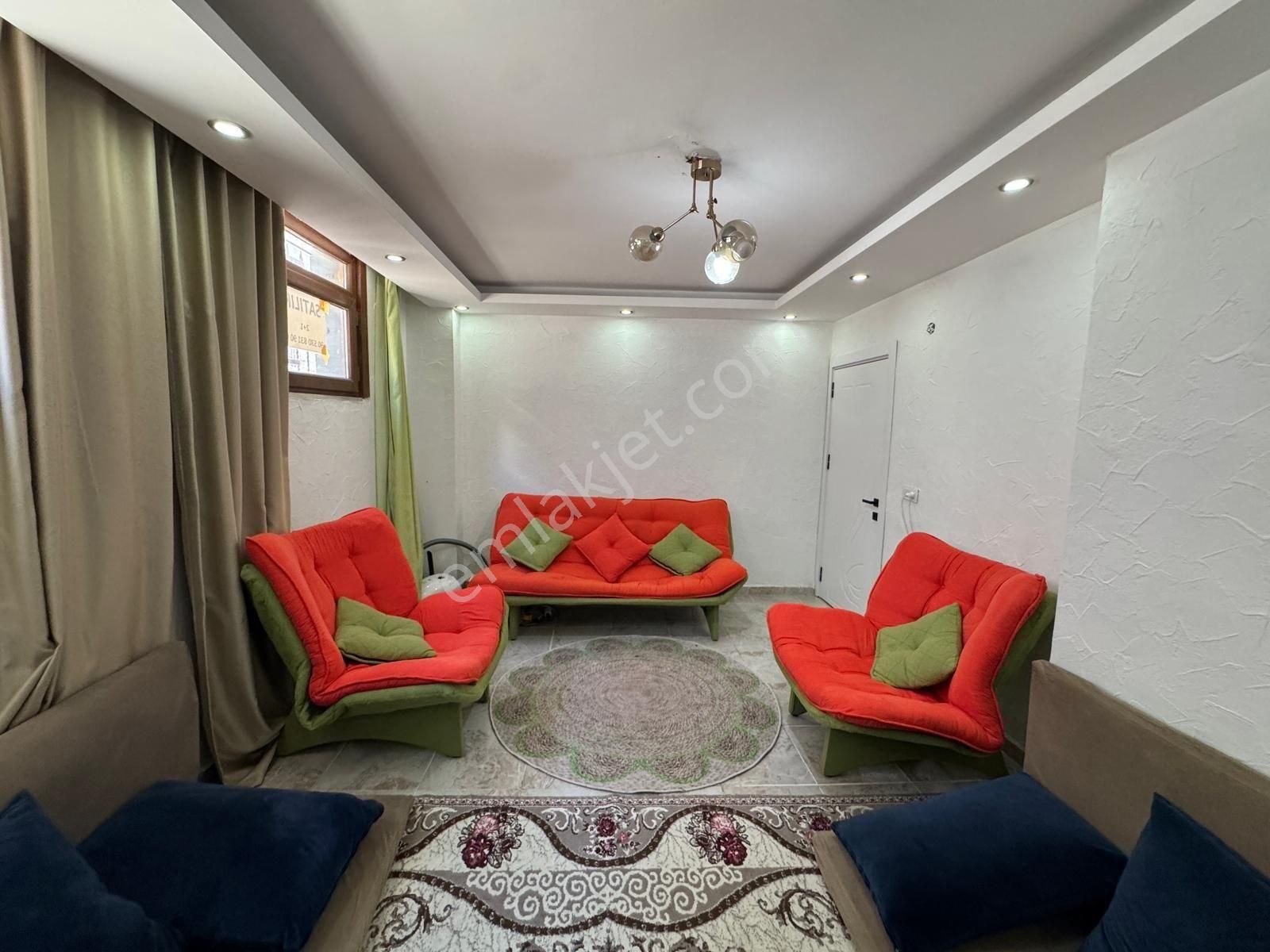 Esenyurt Full+full Eşyalı 2+1 Geniş Bahçe Katı Satılık Daire