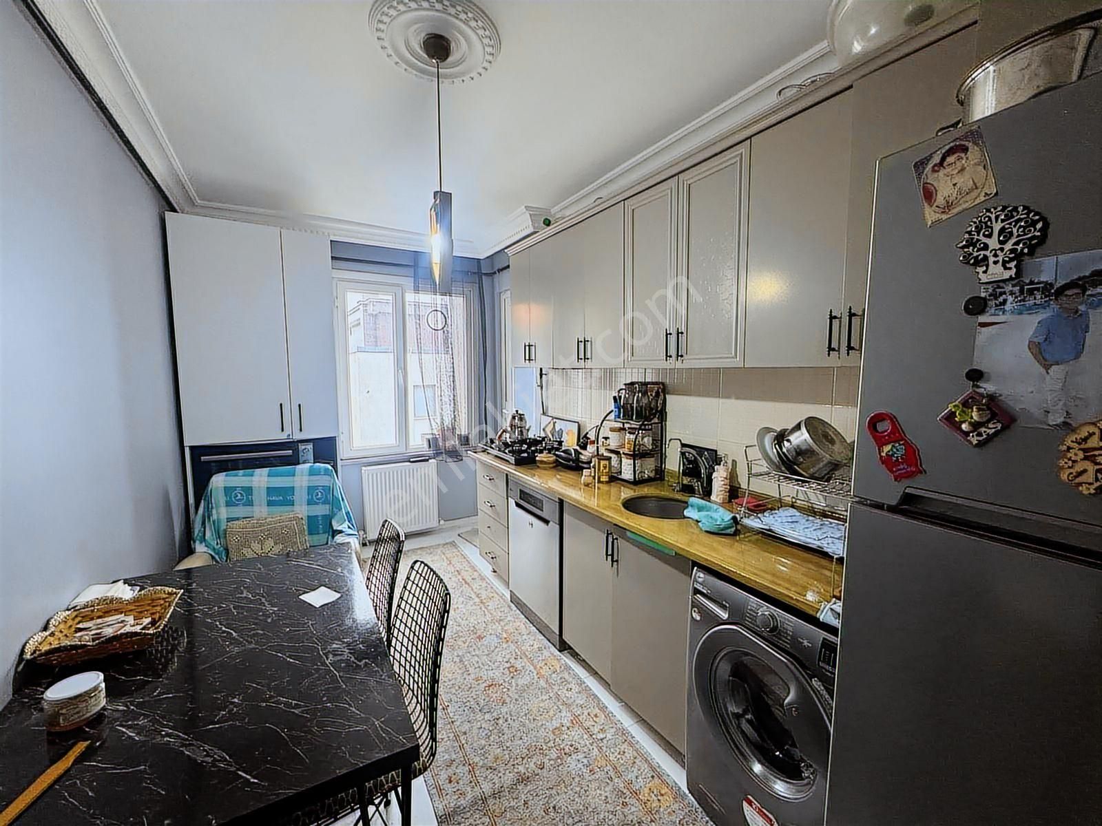 Mehmet Akif Mah 2+1 Balkonlu Metrobüse Komşu Geniş Satılık Daire - Görsel 11