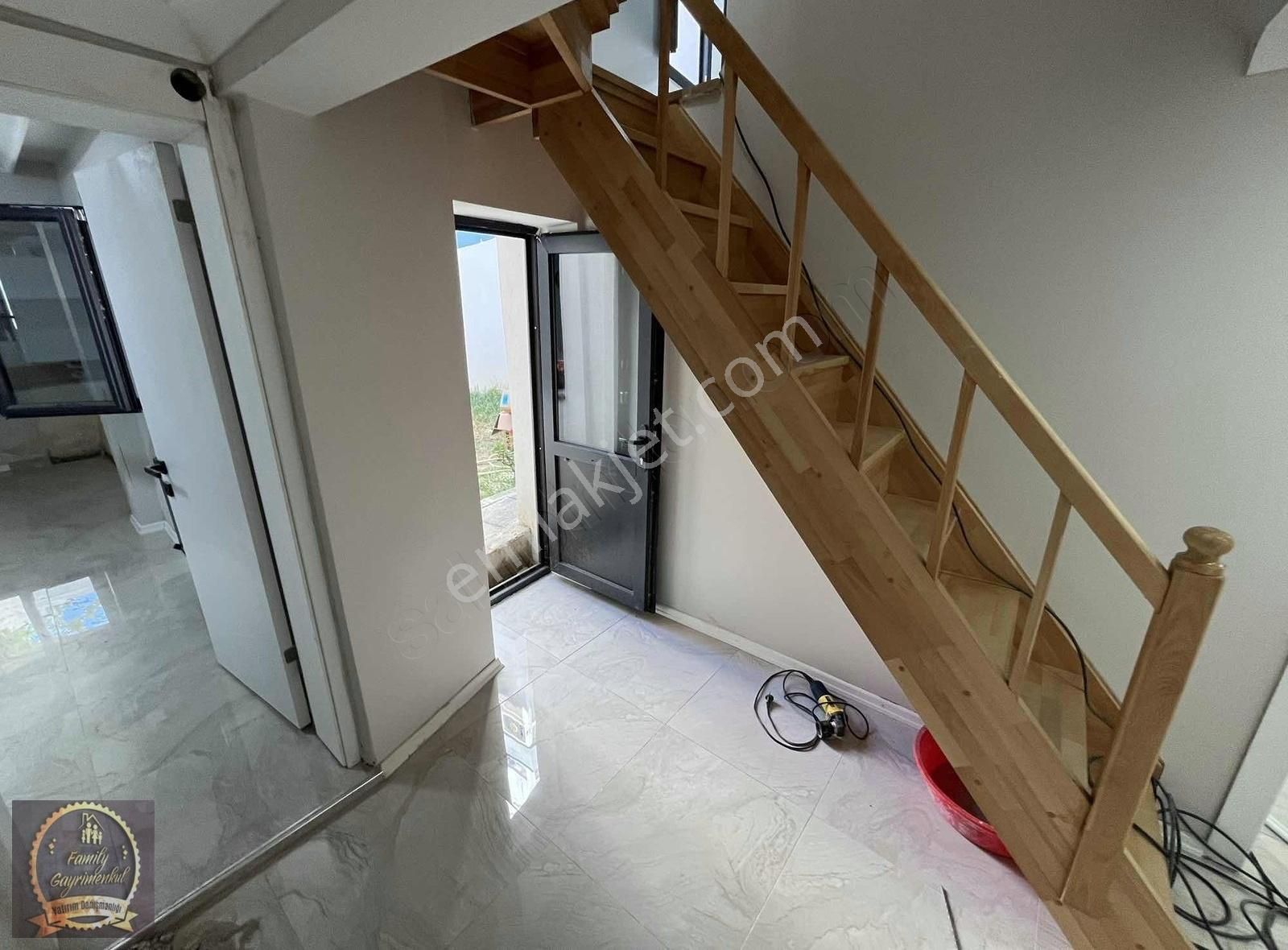 Silivri'nin Göbeğinde Deniz Manzaralı Sıfır Villa - Görsel 16