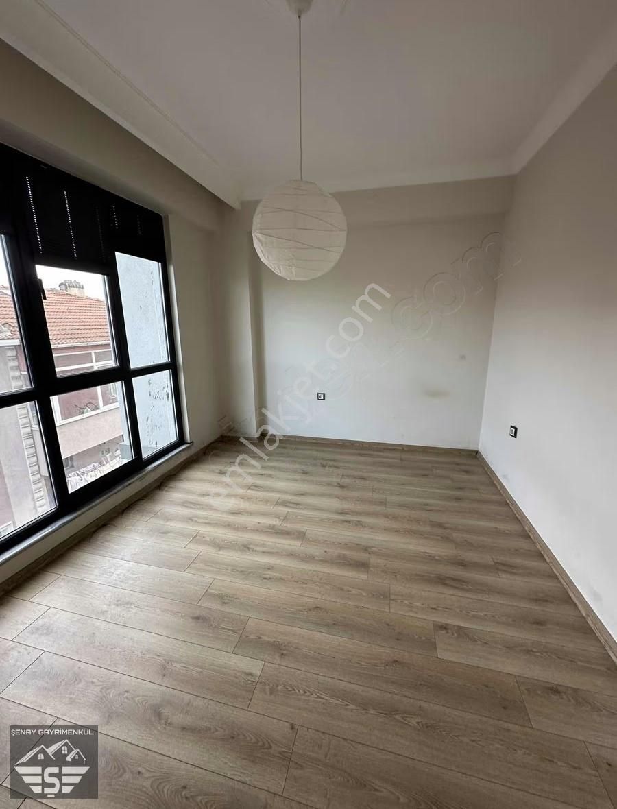 Tekirdağ Muratlı Caddesinde Kiralık Daire - Görsel 2