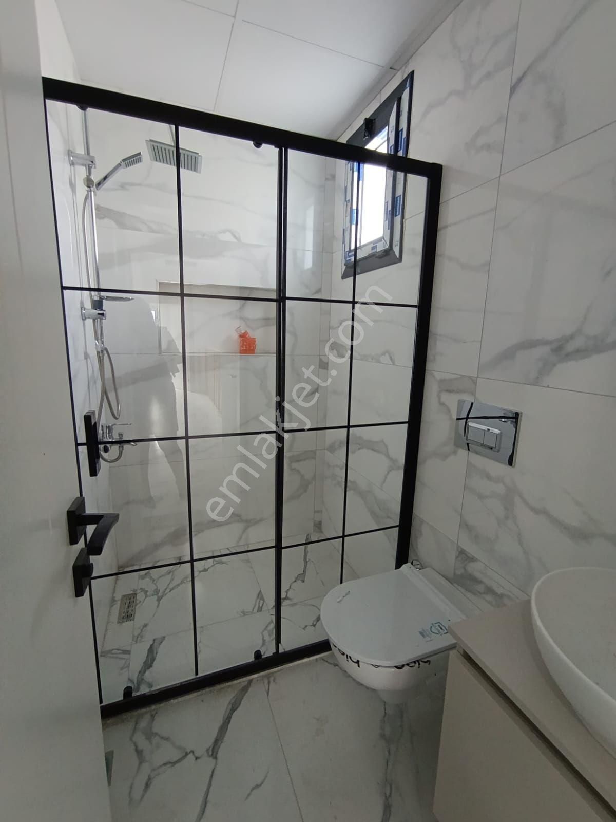 Kuşadası'nda Özel Havuzlu Sıfır Geniş Bahçeli Müstakil 4+1 Villa - Görsel 25