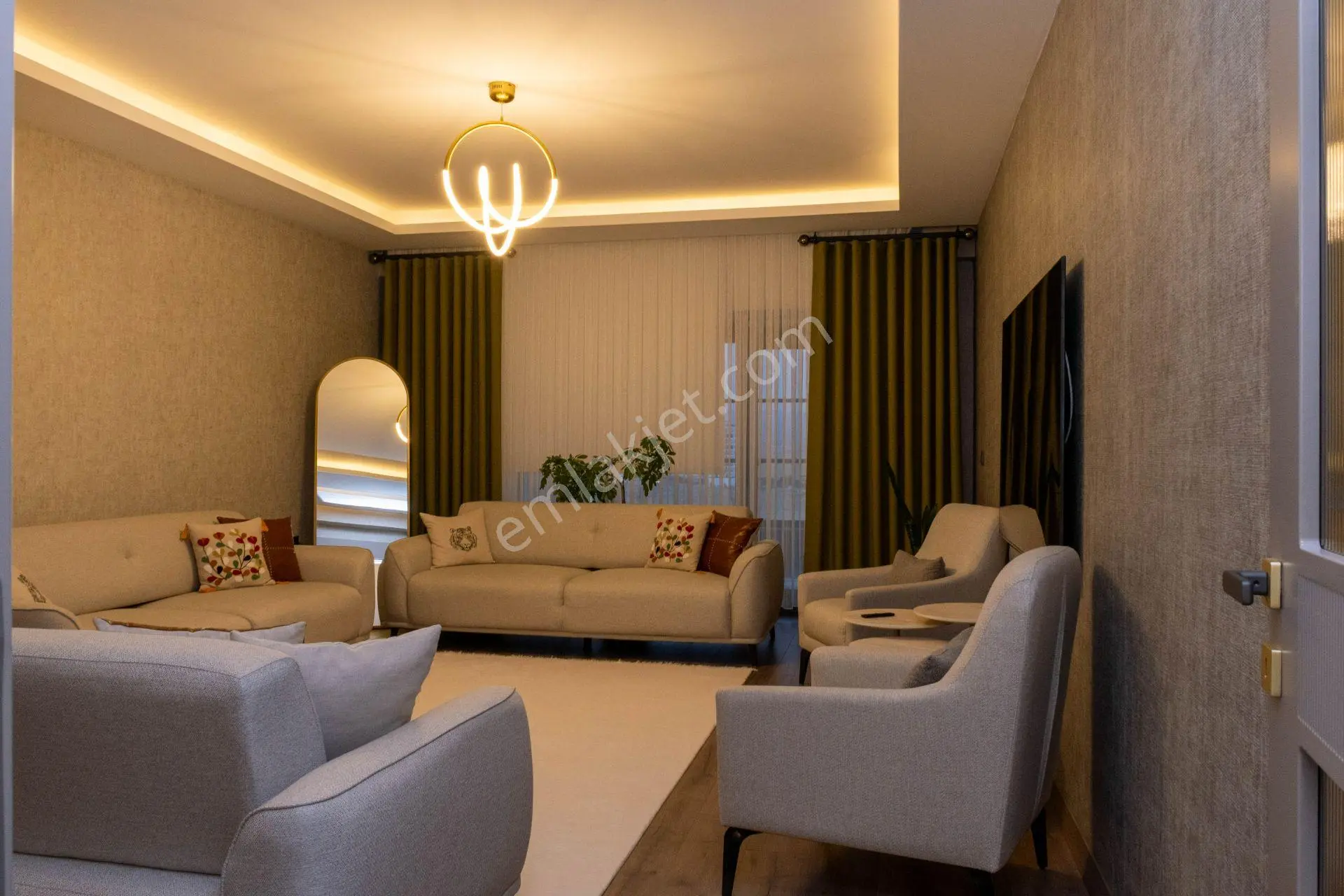 Apartment in Batman - View 4
