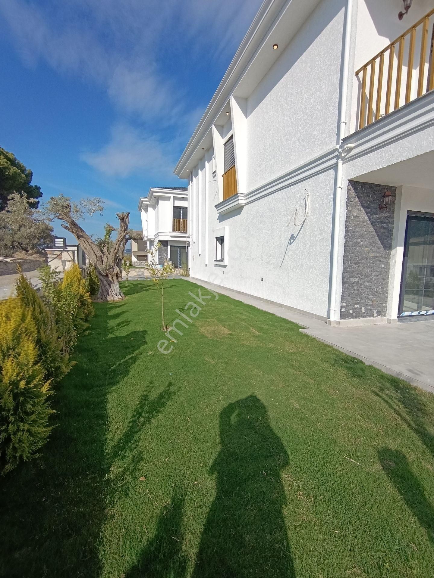 Kuşadası Davutlar'da Sıfır Özel Havuzlu Villa - Görsel 6