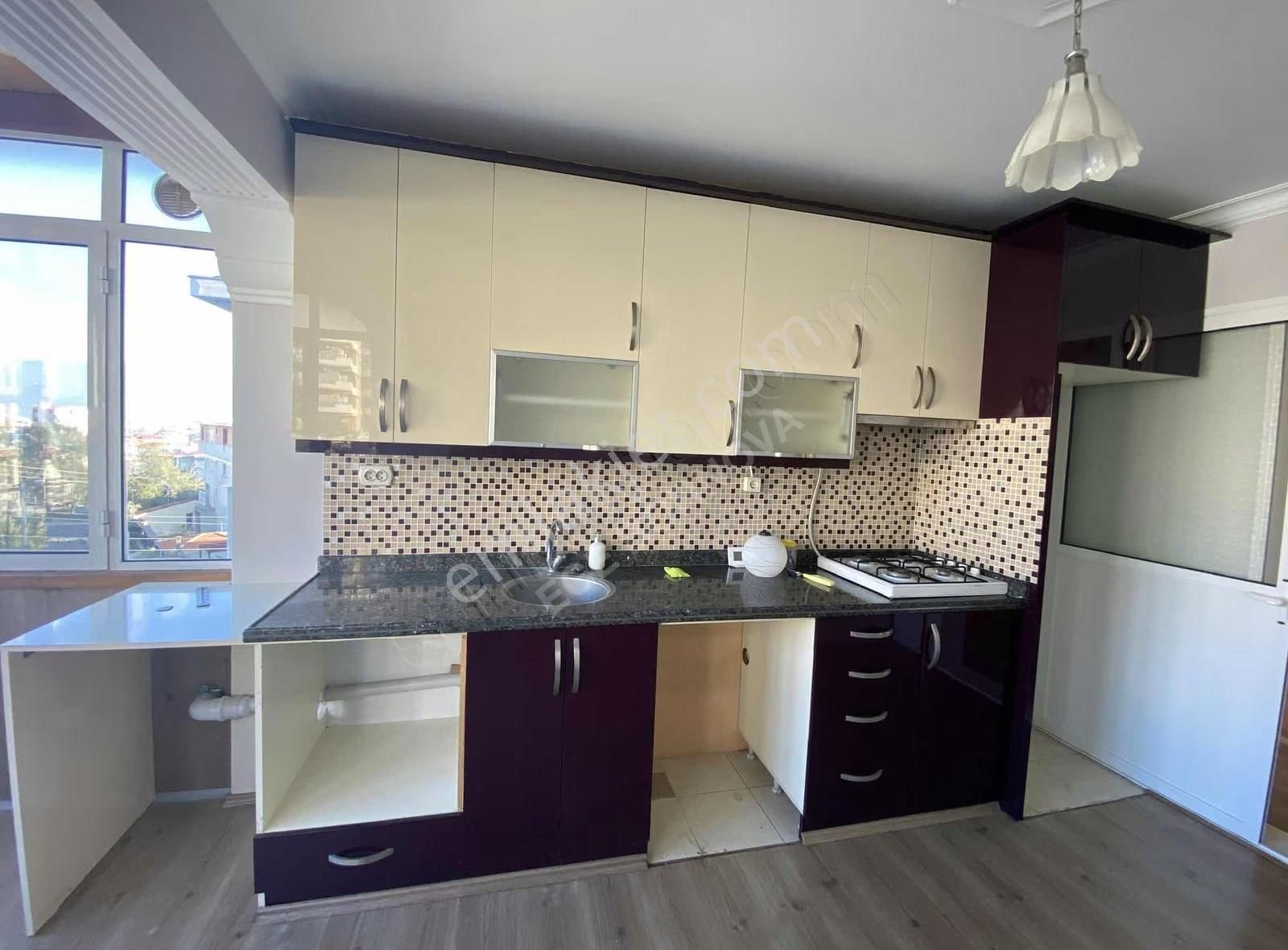 İnönü Mah.'de Bakımlı, Doğalgazlı, 3+1 Kiralık Daire