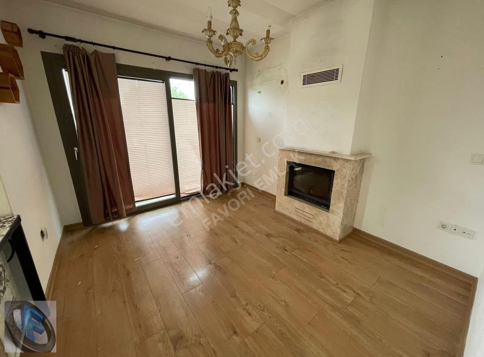 Favori'den Butik Havuzlu Sitede Müstakil Bahçeli 2+1 Villa - Görsel 25