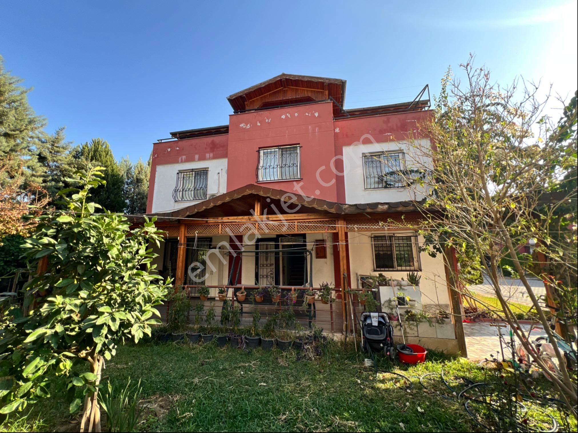 Akkapı Bahar Villalarında Satılık 5+1 - Görsel 2