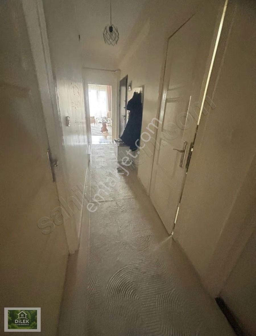 Gumruk Yolu Yakınında Kıralık Daıre Balkonlu Arakat Yenı Bına - Görsel 3