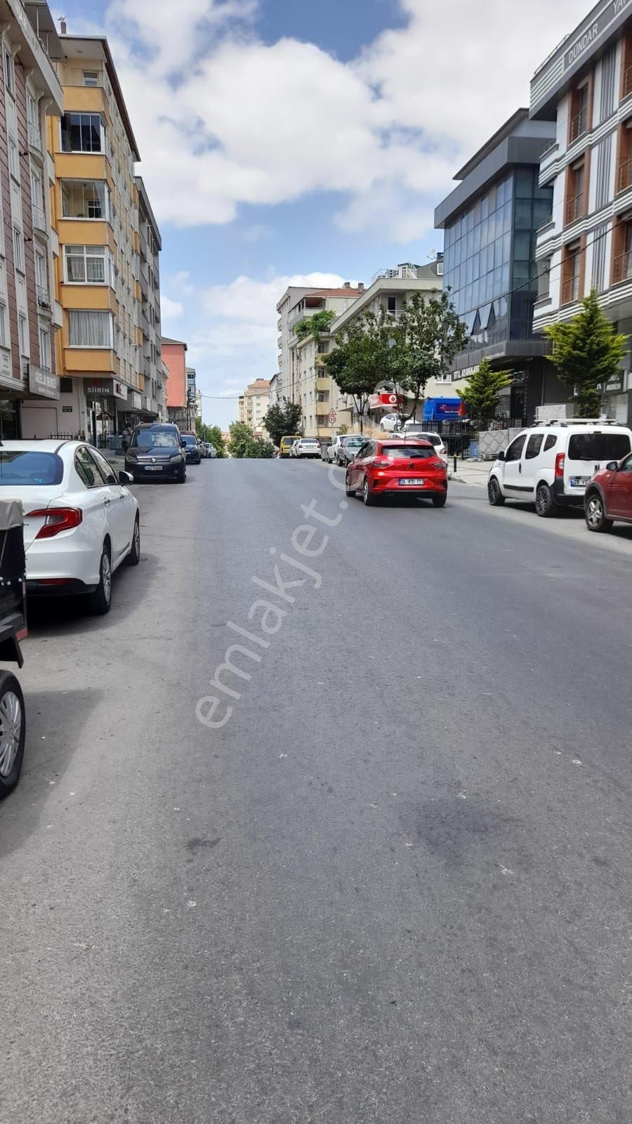 Fındıklı’da Cadde Üzeri 2+1 Geniş Daire - Görsel 14