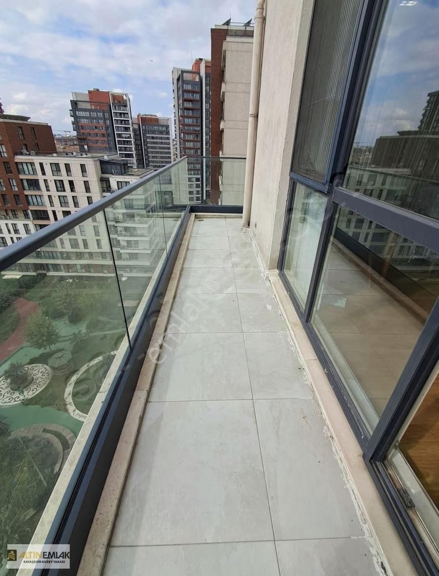 Evvel İstanbul Sitesinde Peyzaj Manzaralı Üç Cepheli Boş Daire - Görsel 14