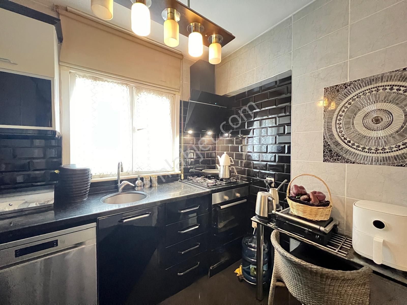 Fulya Sitesinde Doğa Manzaralı 3+1 Fırsat Daire - Görsel 9