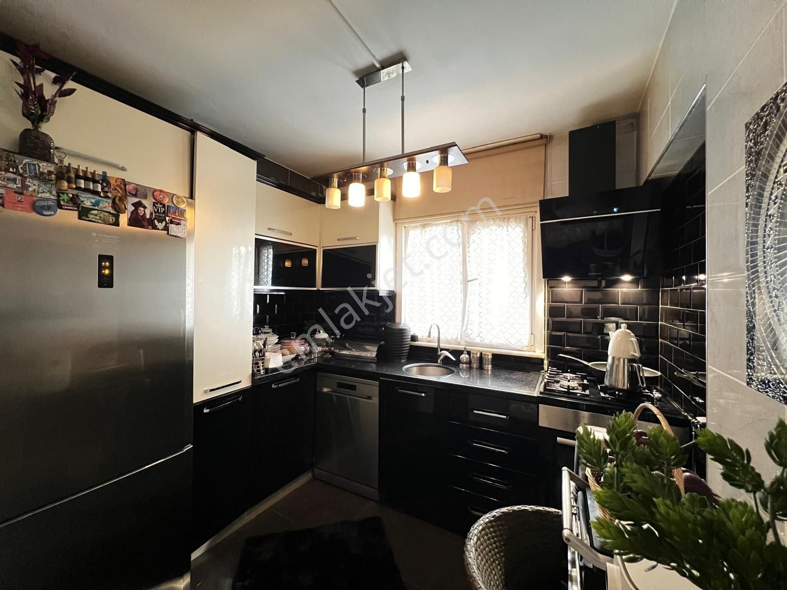 Fulya Sitesinde Doğa Manzaralı 3+1 Fırsat Daire - Görsel 8