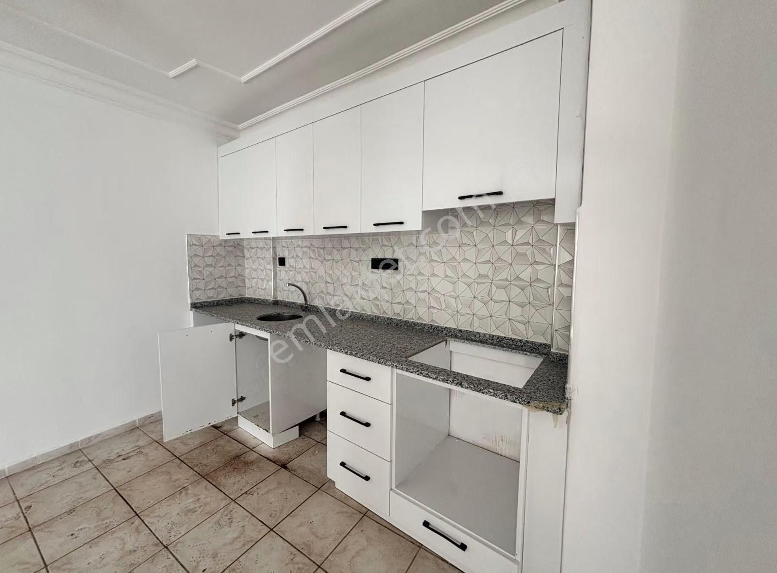 Alanya Mahmutlar Barbaros Caddesi Armes Sitesi Satılık 2+1 Daire - Görsel 9