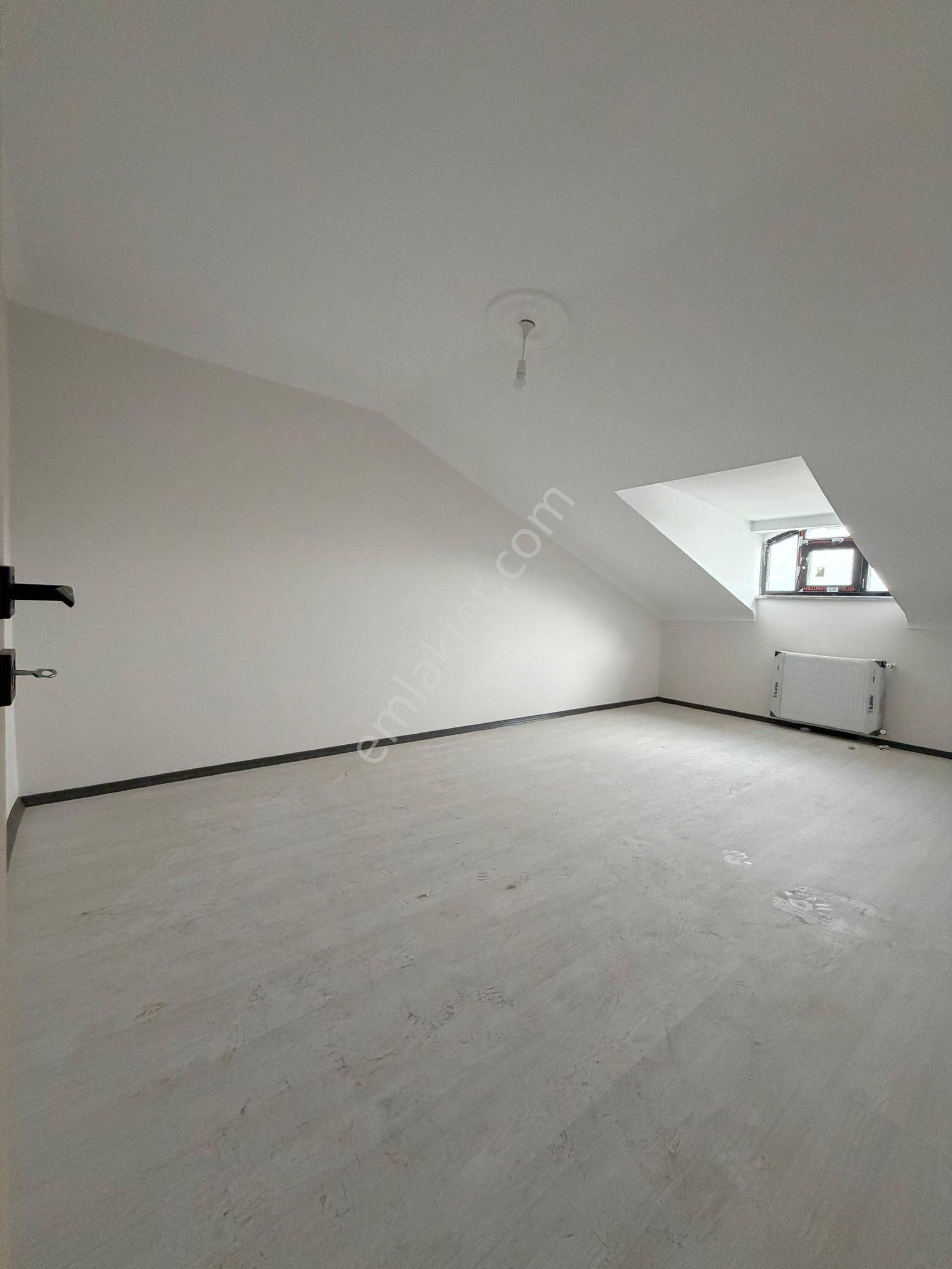 Eray Emlak'tan Satılık Dubleks 3+2 170m2 - Görsel 10