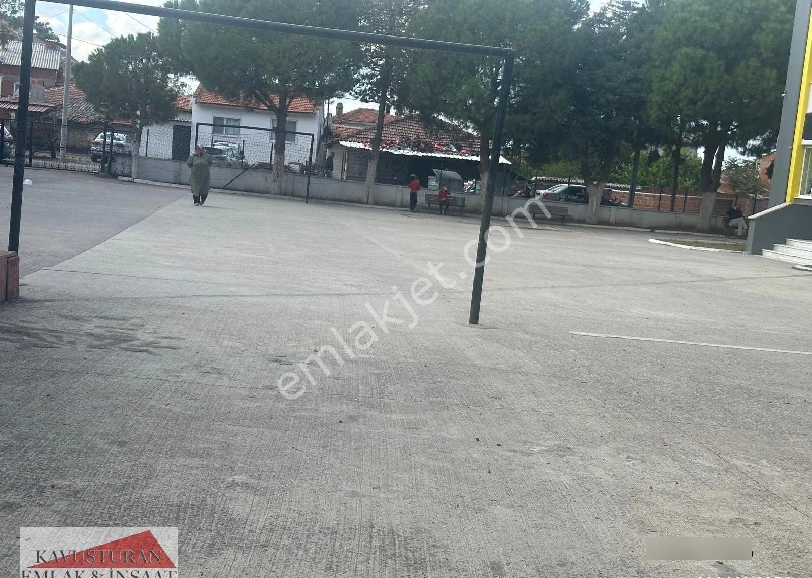 Kavuşturan Emlak'tan Havran Büyükdere Köy Merkezin'de Satılık Bahçe - Görsel 20