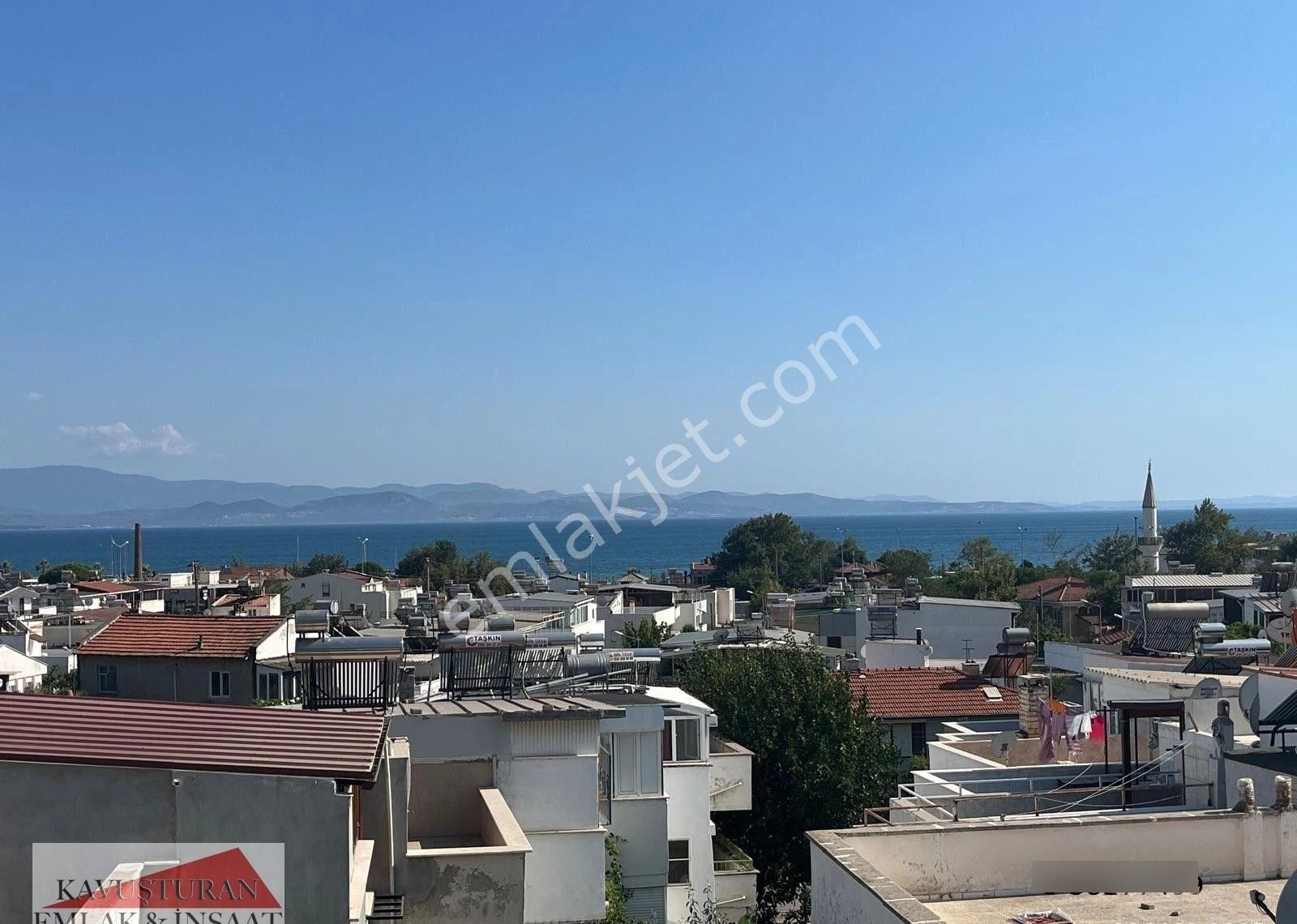 Kavuşturan Emlak'tan Akçay Güre'de Deniz Manzaralı Satılık Villa - Görsel 4