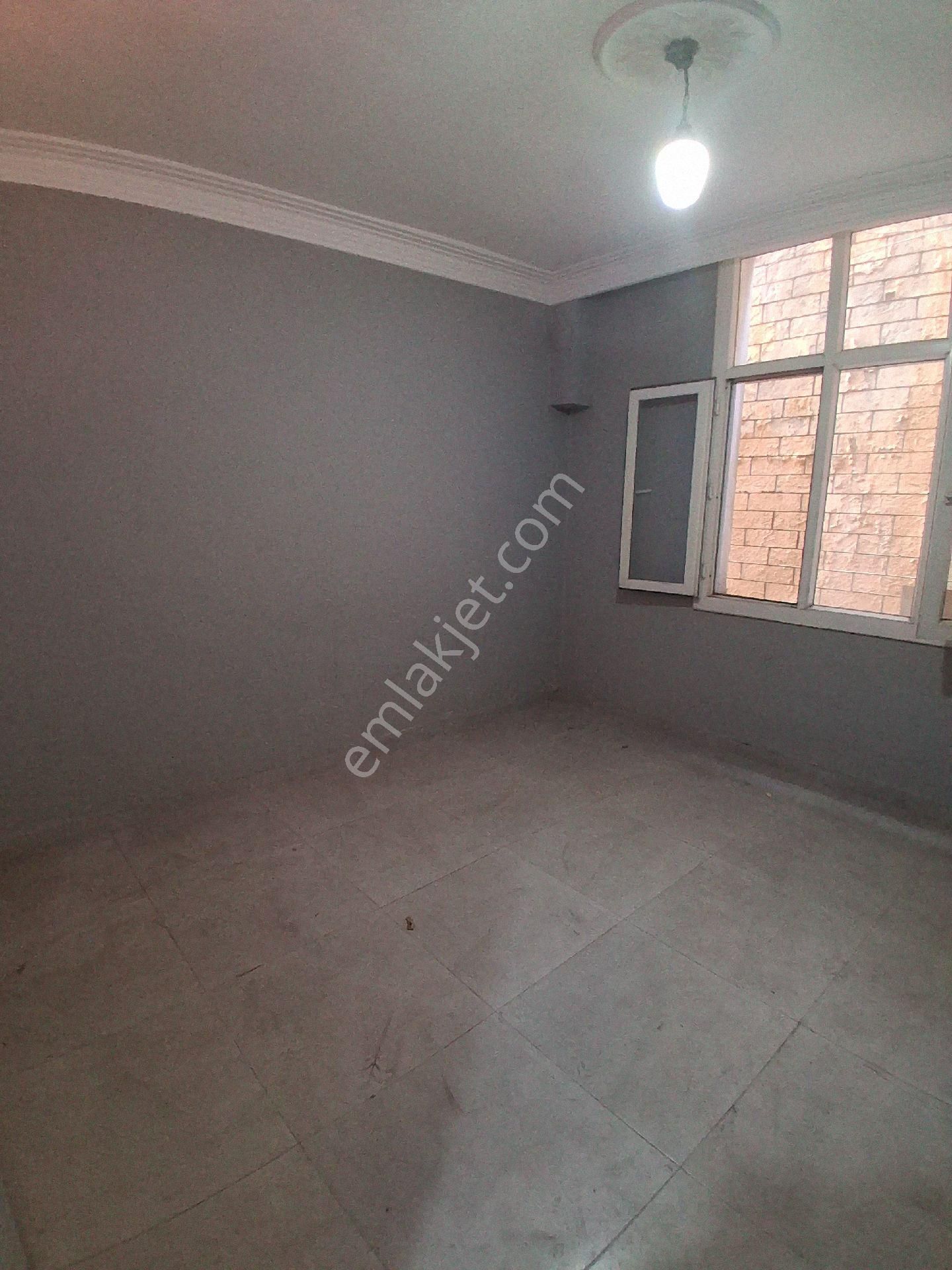 Adana Seyhan Şakirpaşa Mahallesi'nde Kiralık 2+1 Müstakil Ev - Görsel 7