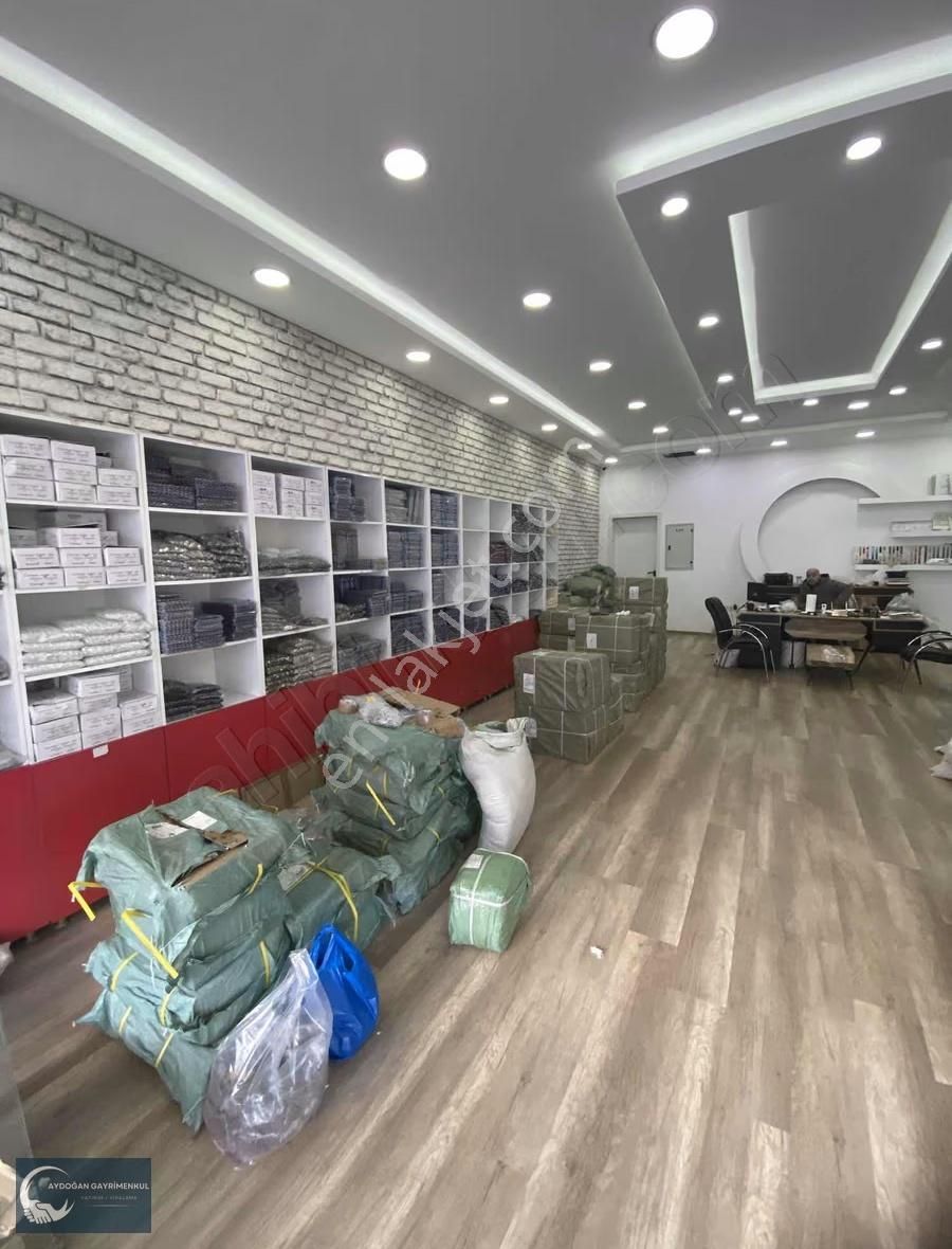 Real Merterde Tabela Değeri Yüksek 80 M2 Kiralık Mağaza - Görsel 3