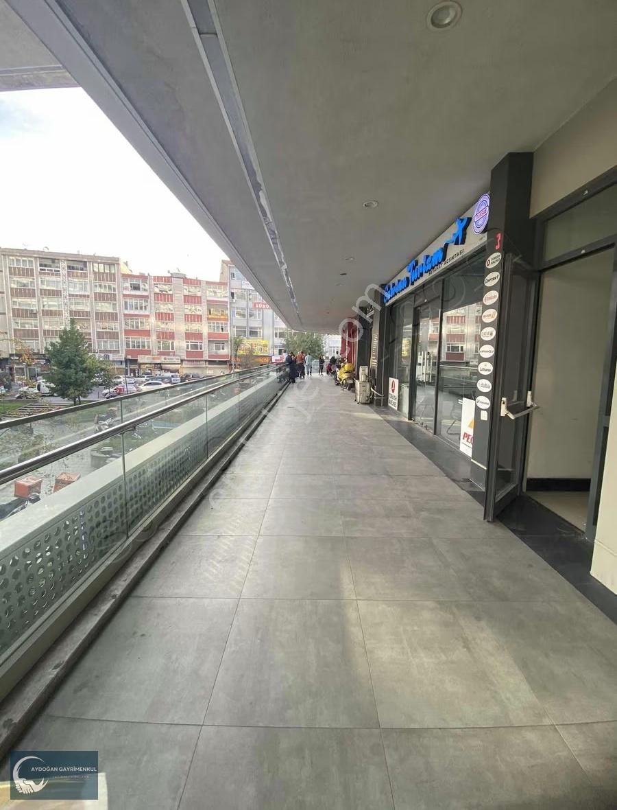Real Merterde Tabela Değeri Yüksek 80 M2 Kiralık Mağaza