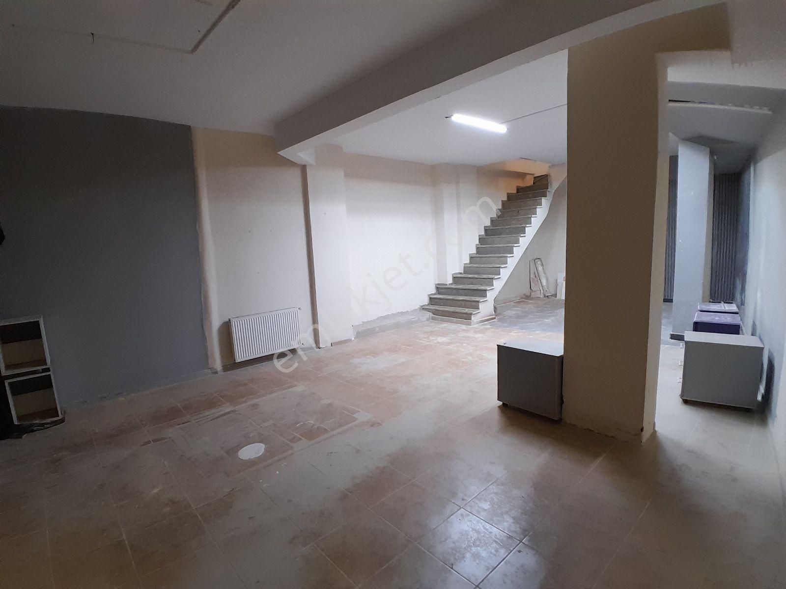 Uğur Çevik'ten Kiralık 160m2 Bodrumlu+ön Kullanımlı Cadde Dükkan - Görsel 17