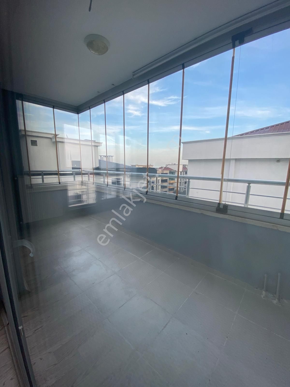 Körfez Mah. Sahile Vetranvaya Yürüme Mesafesinde Satılık 2+0 Daire - Görsel 10