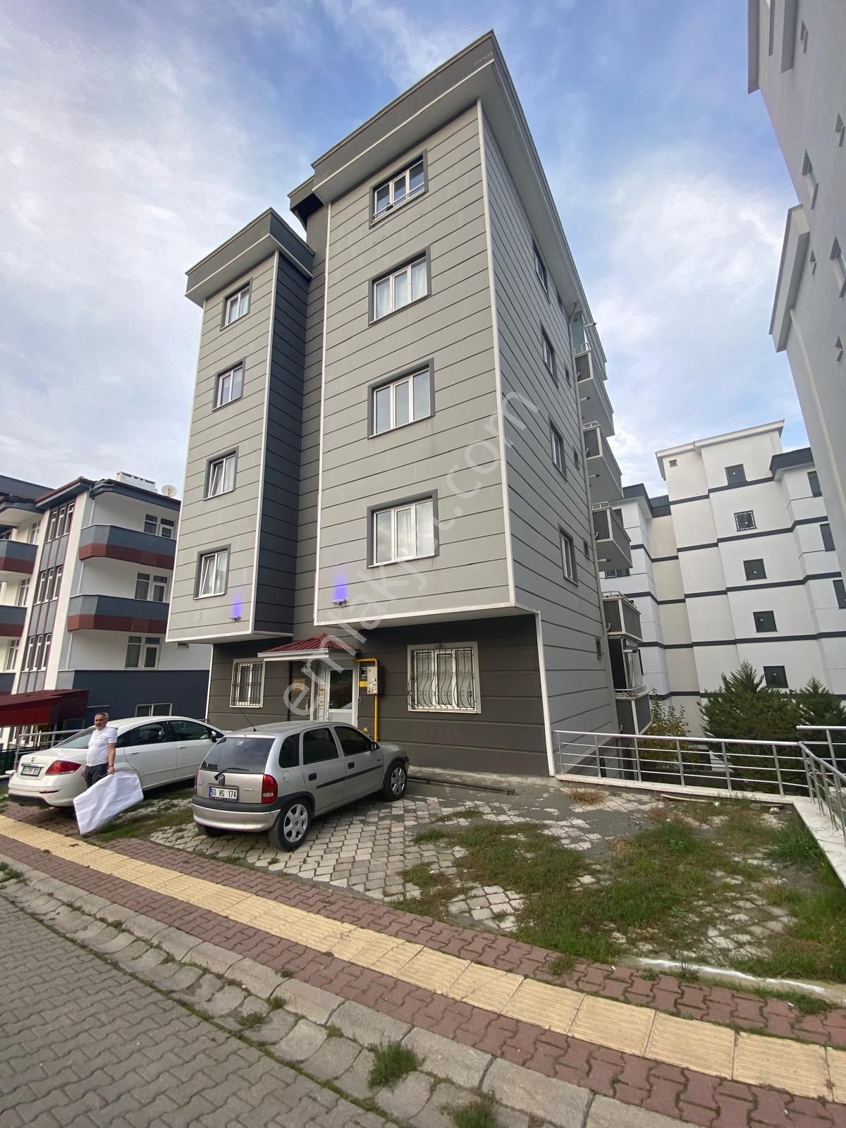 Körfez Mah. Sahile Vetranvaya Yürüme Mesafesinde Satılık 2+0 Daire - Görsel 14