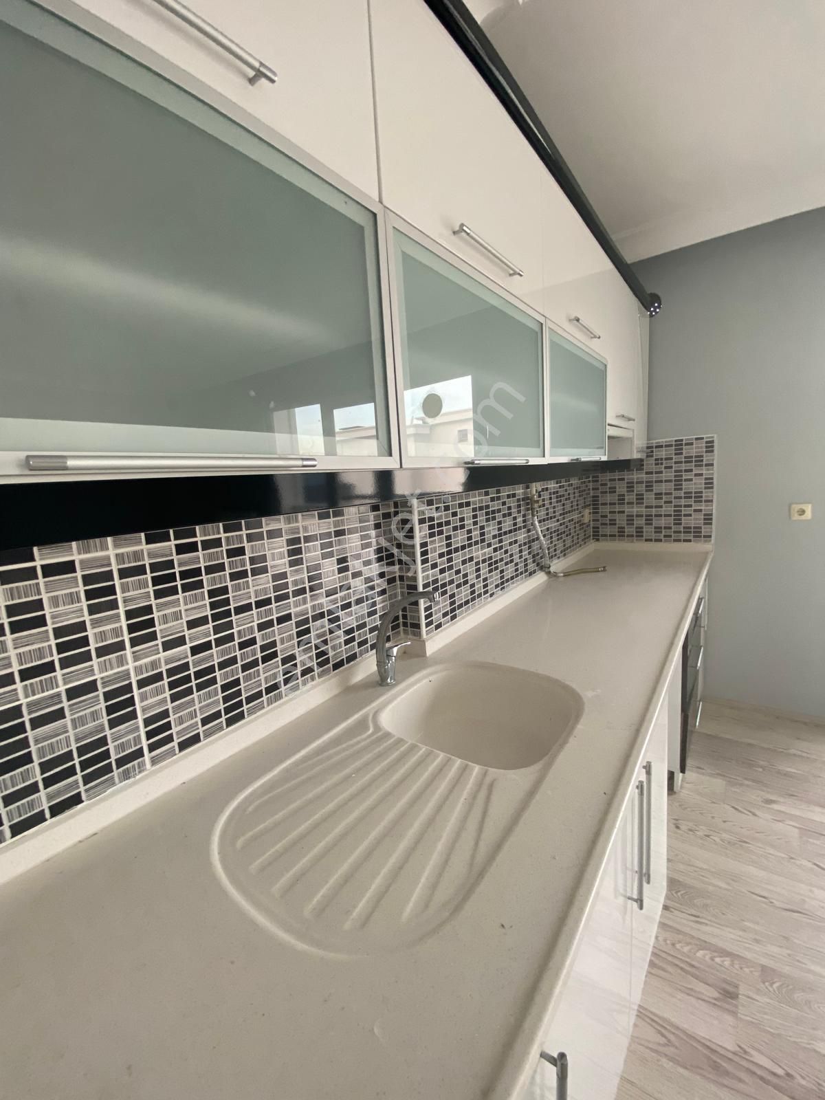 Körfez Mah. Sahile Vetranvaya Yürüme Mesafesinde Satılık 2+0 Daire - Görsel 4