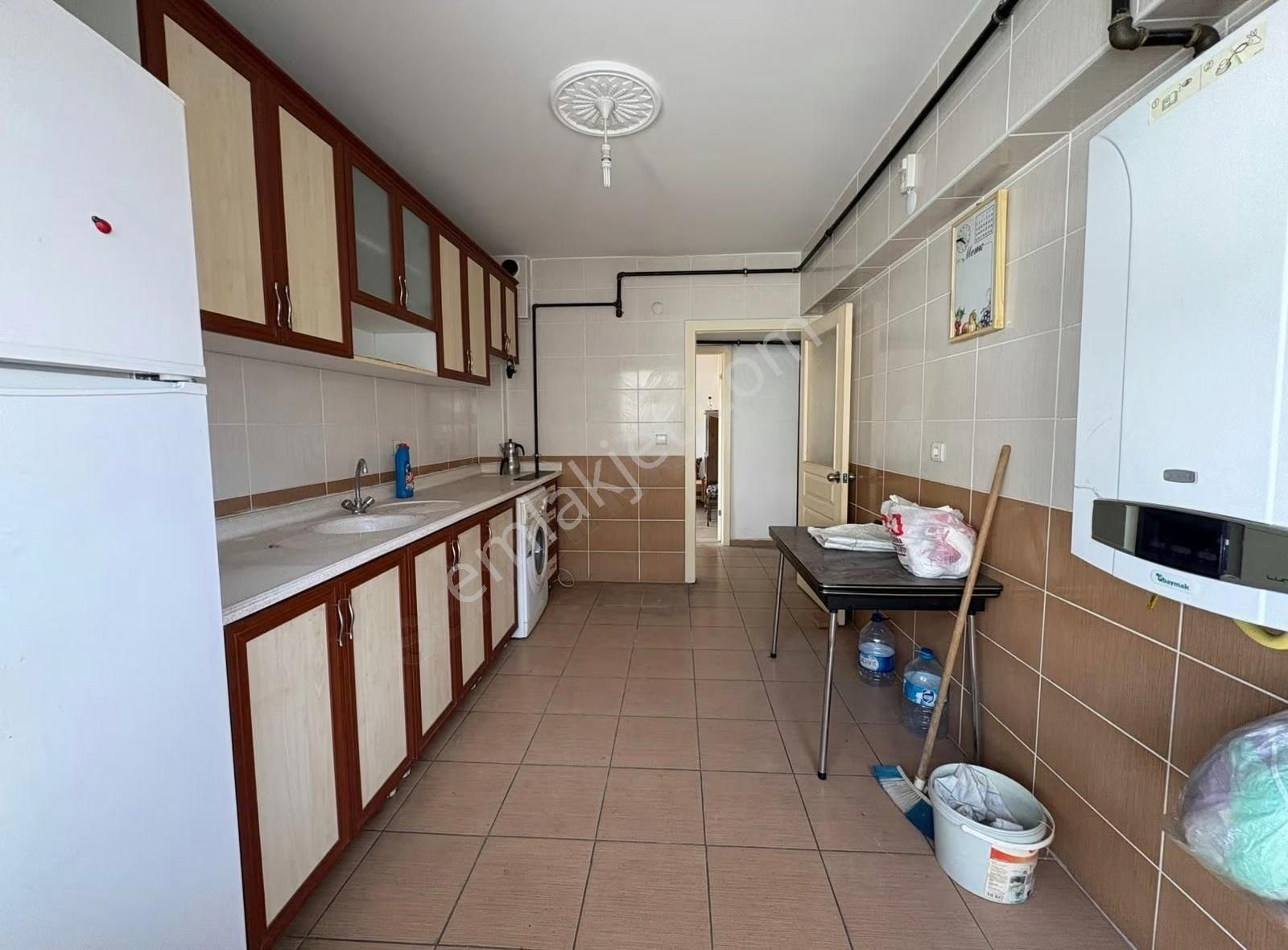 Hocalı Cad. Üzeri Ön Cephe Krediye Uygun 3+1 Bakımlı 130m2 - Görsel 11