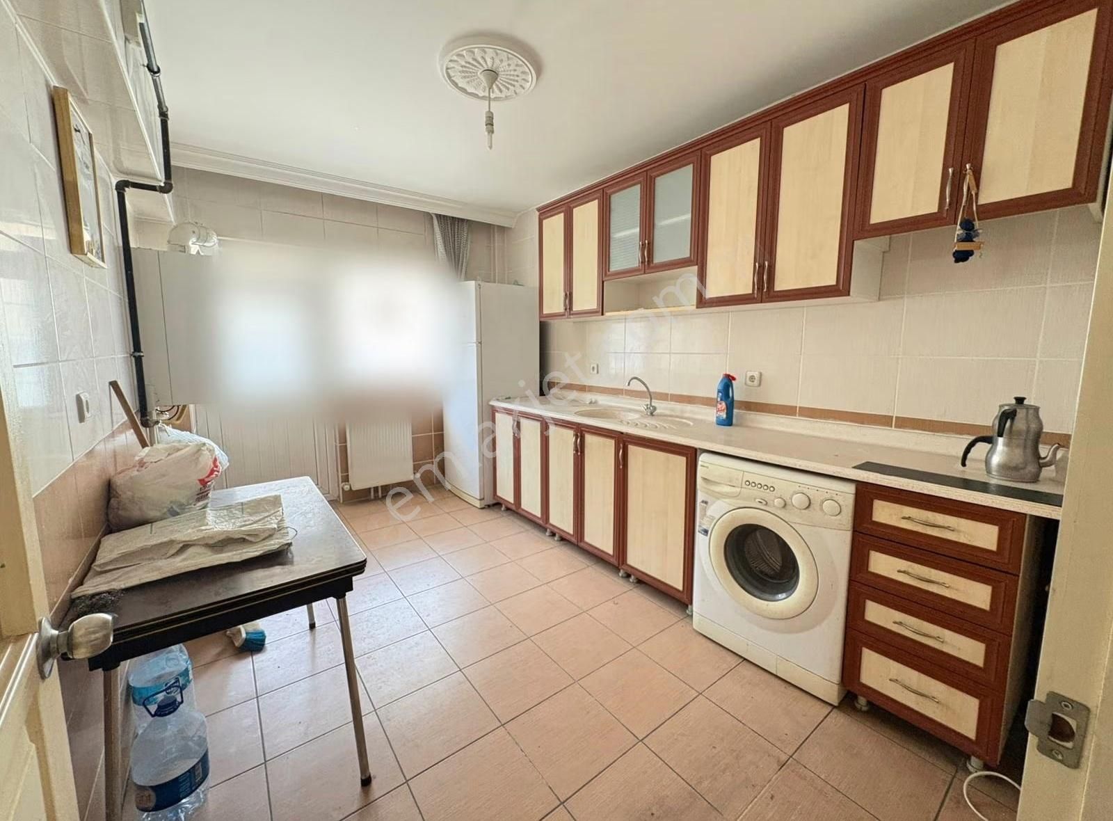 Hocalı Cad. Üzeri Ön Cephe Krediye Uygun 3+1 Bakımlı 130m2 - Görsel 23