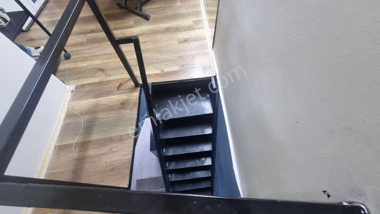 Üç Kapılar Yakını 40 M2 Kiralık Dükkan - Görsel 27