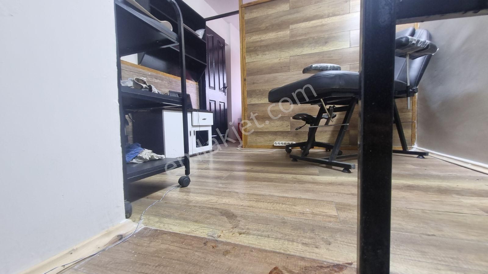 Üç Kapılar Yakını 40 M2 Kiralık Dükkan - Görsel 25