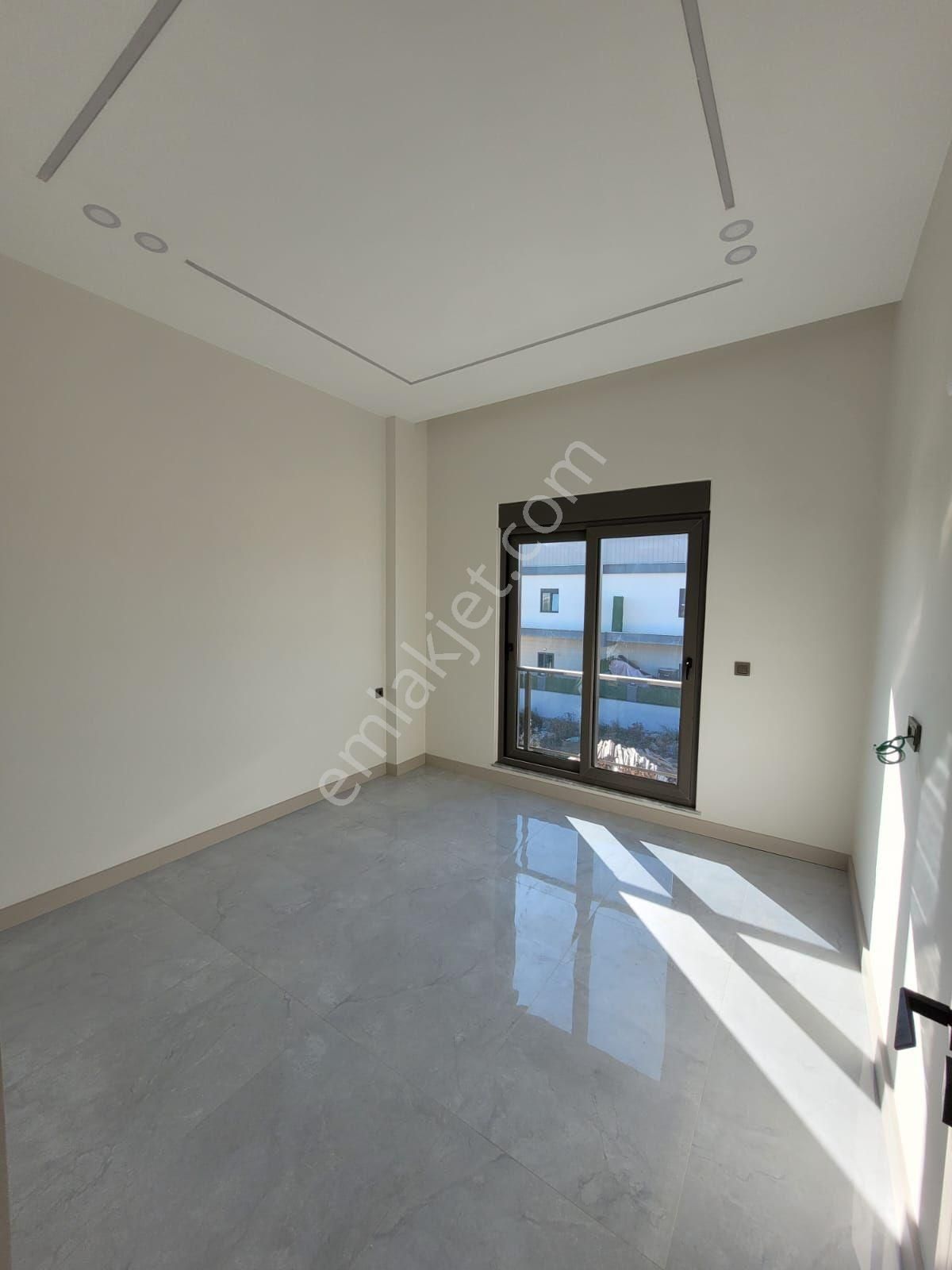 Altınkalede Modern 4+1 Yerden Isıtmalı Özel Mimarili Villa - Görsel 29