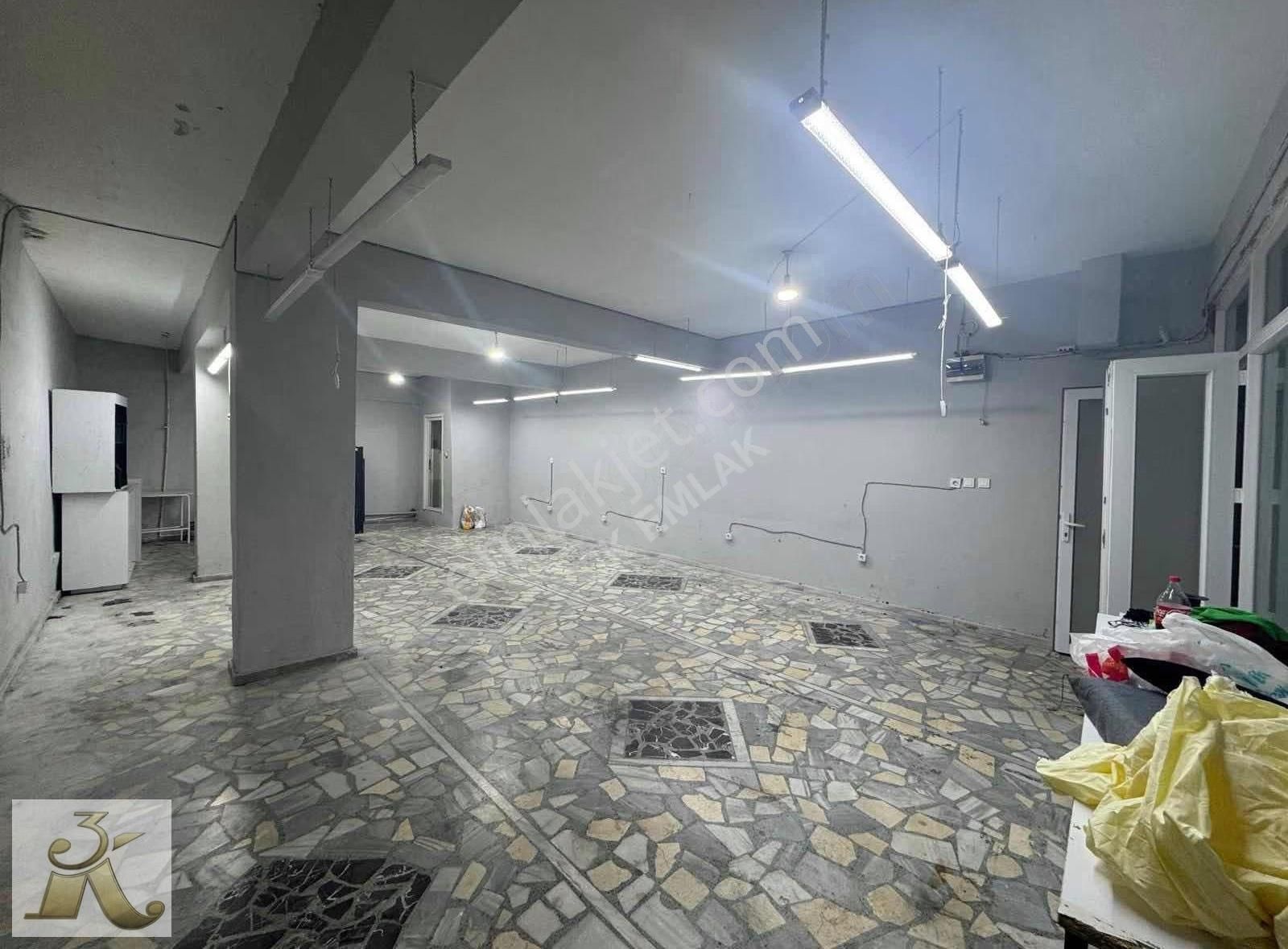 3k Emlak'tan Kiralık Düz Ayak Cadde Üzeri Dükkan - Görsel 5