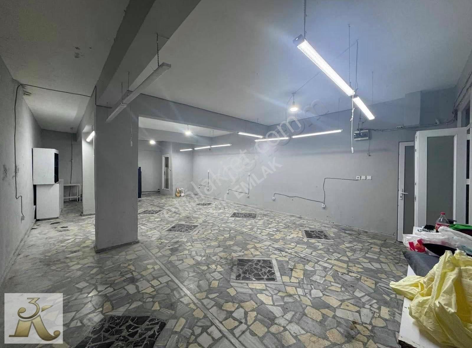 3k Emlak'tan Kiralık Düz Ayak Cadde Üzeri Dükkan - Görsel 13