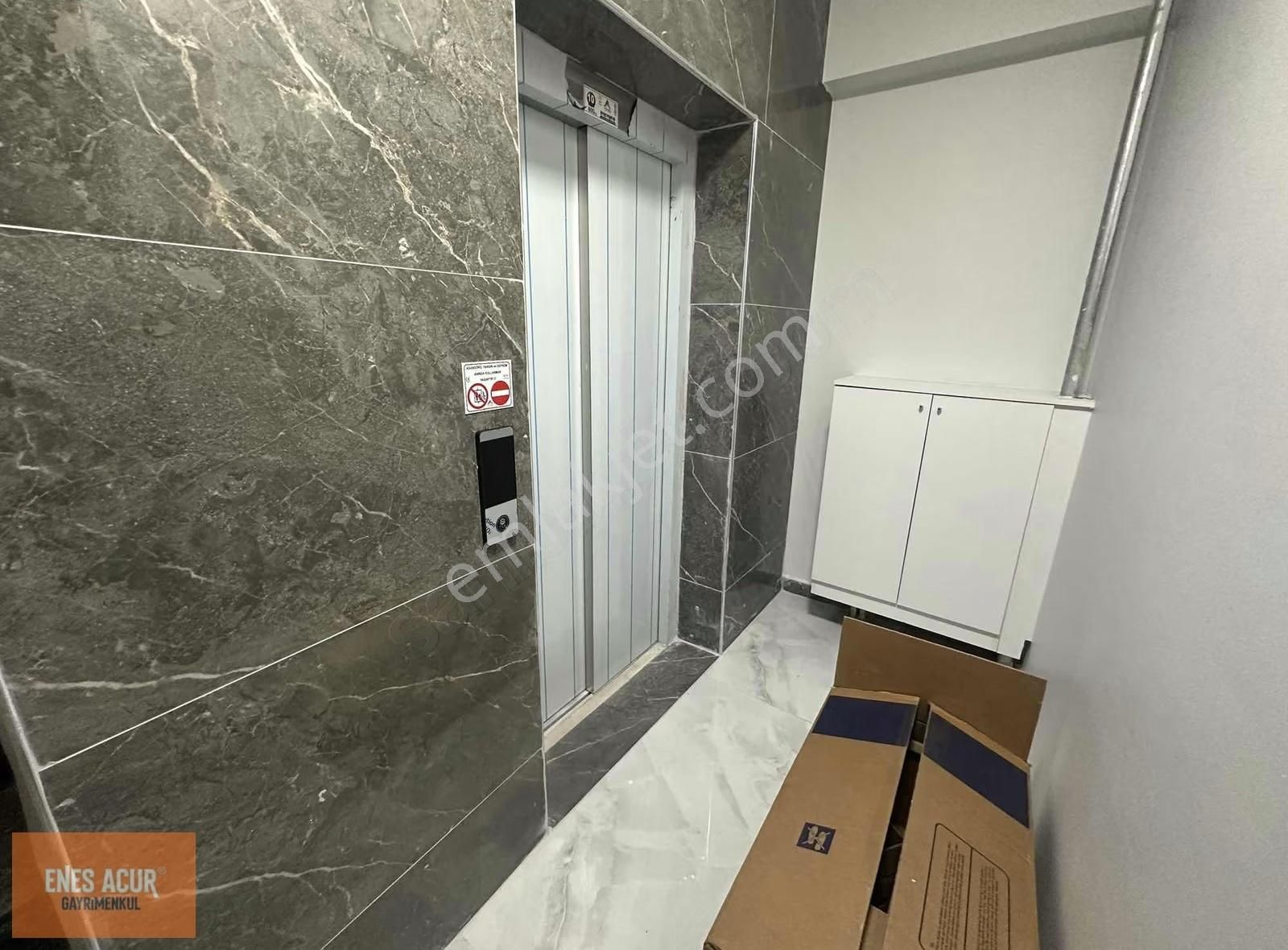 Enes Acur' Dan Diyanet Yurdu Civarı 3+1 Son Kat Daire