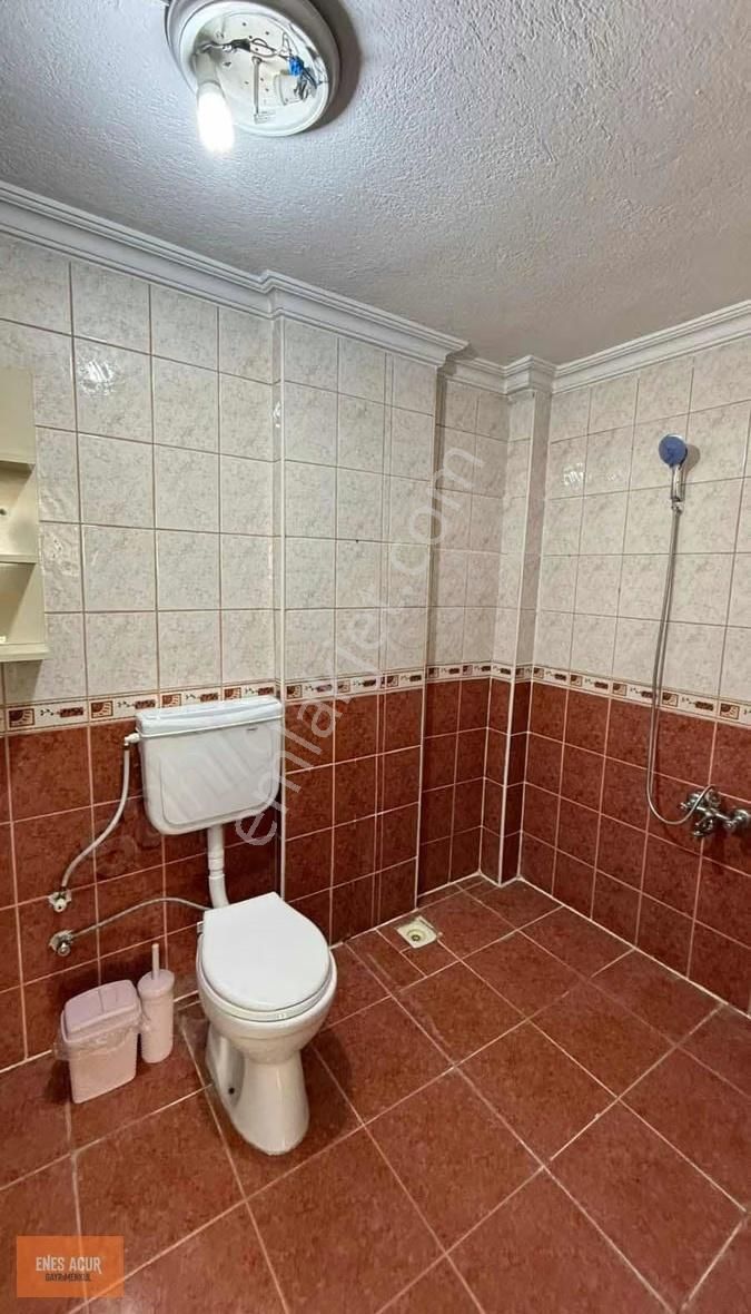 Enes Acur' Dan Kent Plaza Yakını 3+1 Arakat Bakımlı Satılık - Görsel 15