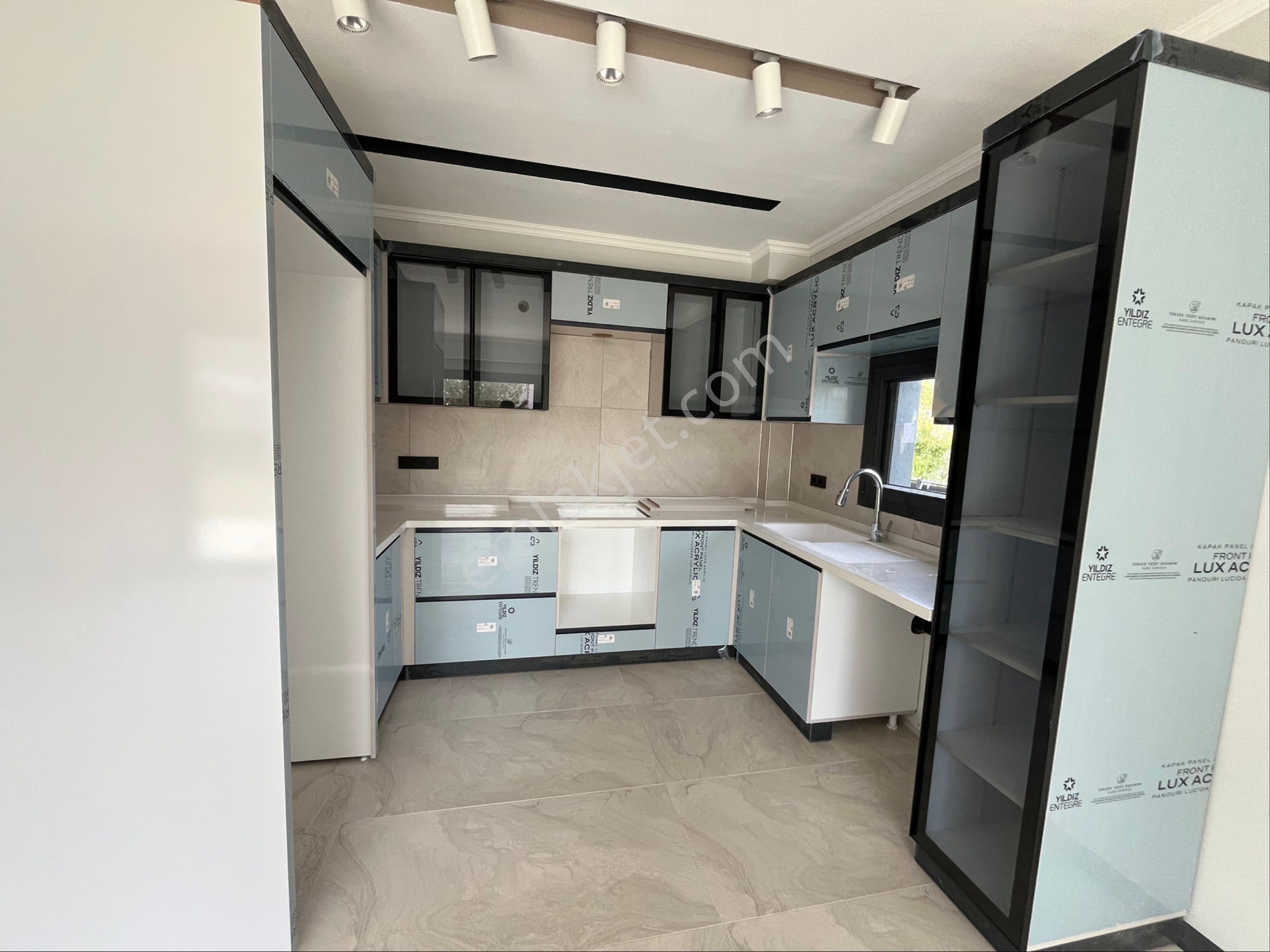 Gümüldürde Denize 400m Geniş Bahçeli Ultra Lüx Villa - Görsel 23