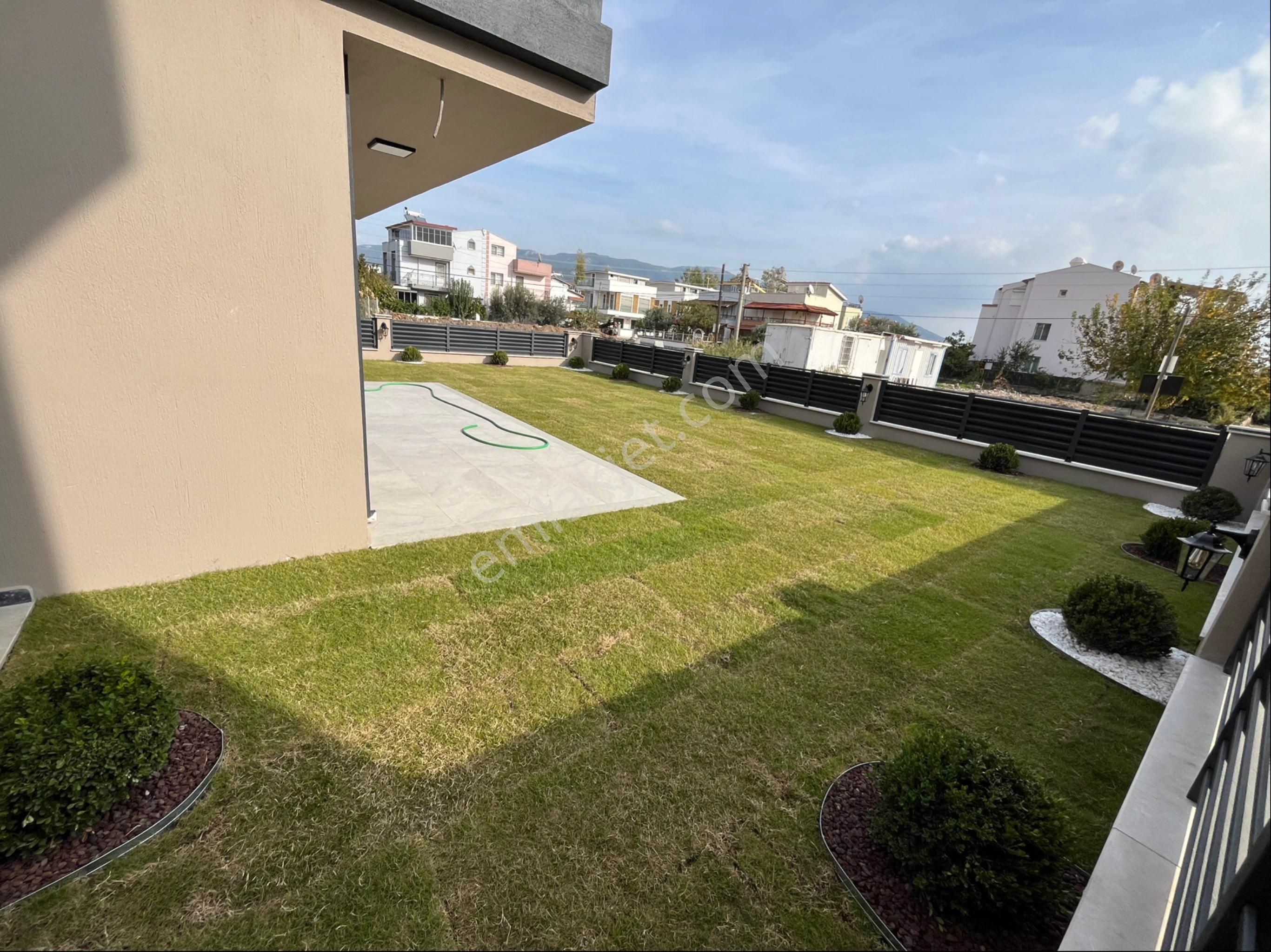 Gümüldürde Denize 400m Geniş Bahçeli Ultra Lüx Villa - Görsel 30