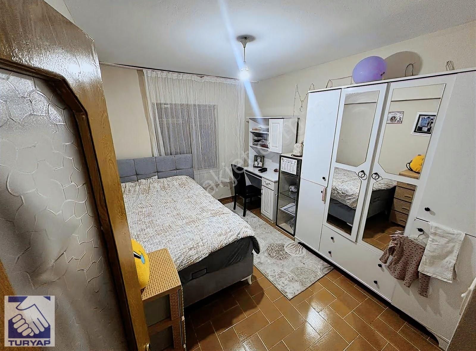 Merkezi Konumda Yunus Emre Mahallesinde 3+1 Acil Satılık Daire - Görsel 4