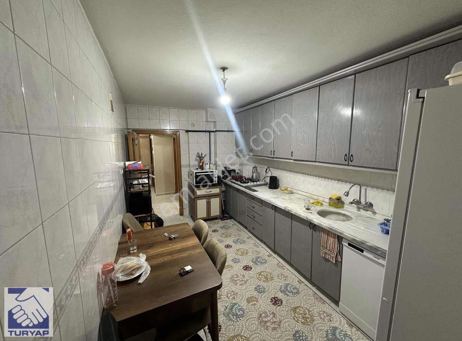 Merkezi Konumda Yunus Emre Mahallesinde 3+1 Acil Satılık Daire - Görsel 9