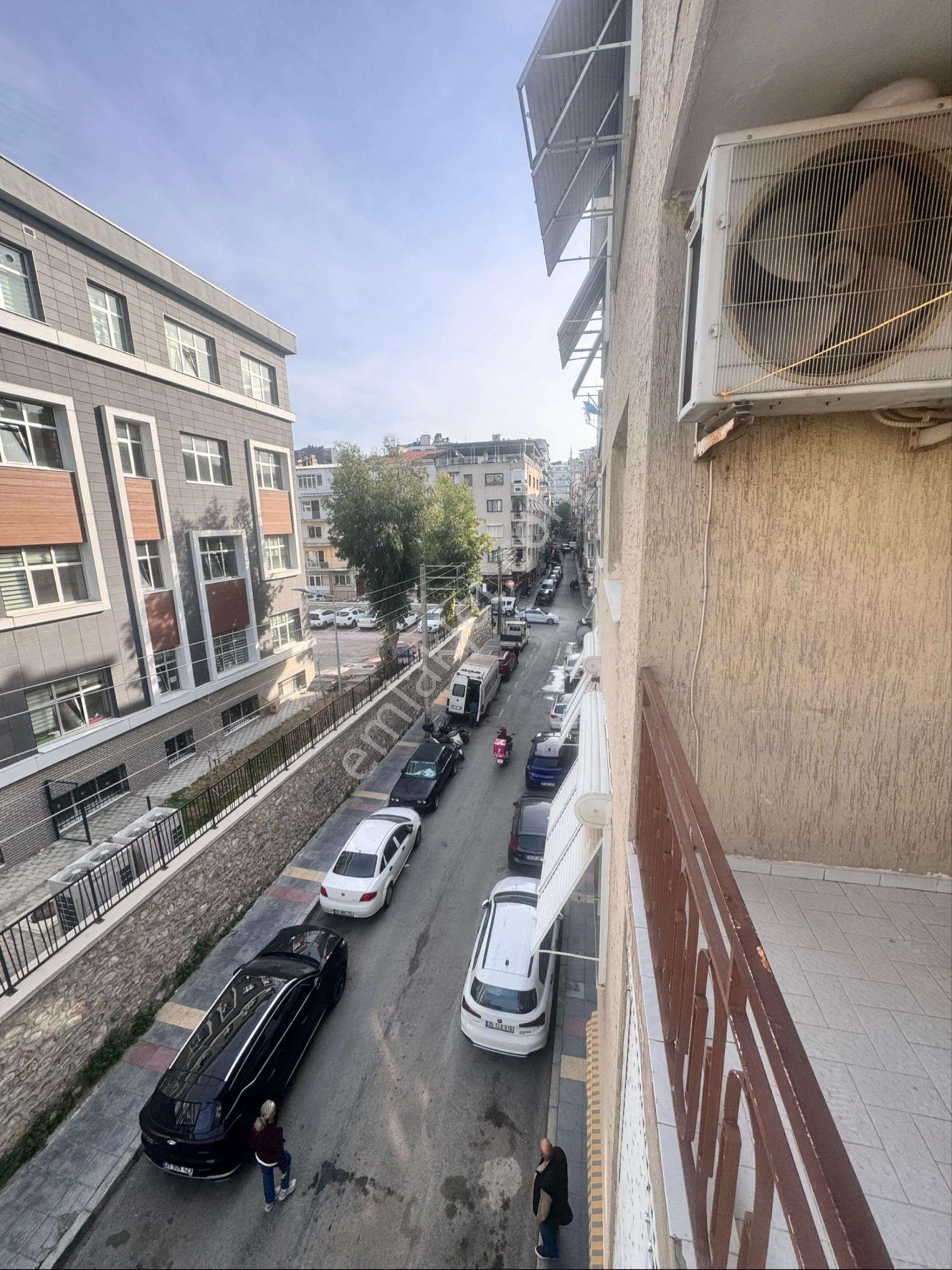 Aileye Uygun 3+1 Kiralık Daire Okul Karşısı Merkezi Lokasyon