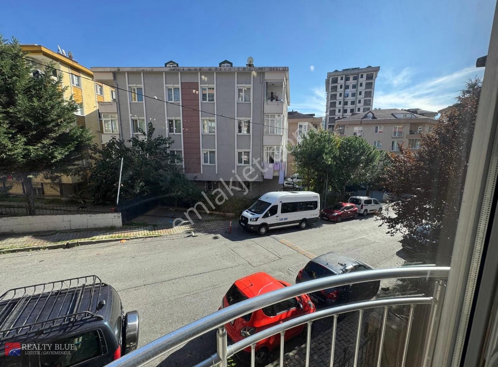 Ümraniye Site Mah. 135 M2 Ka.otoparklı 3+1 Köşe Konumda Daire - Görsel 15