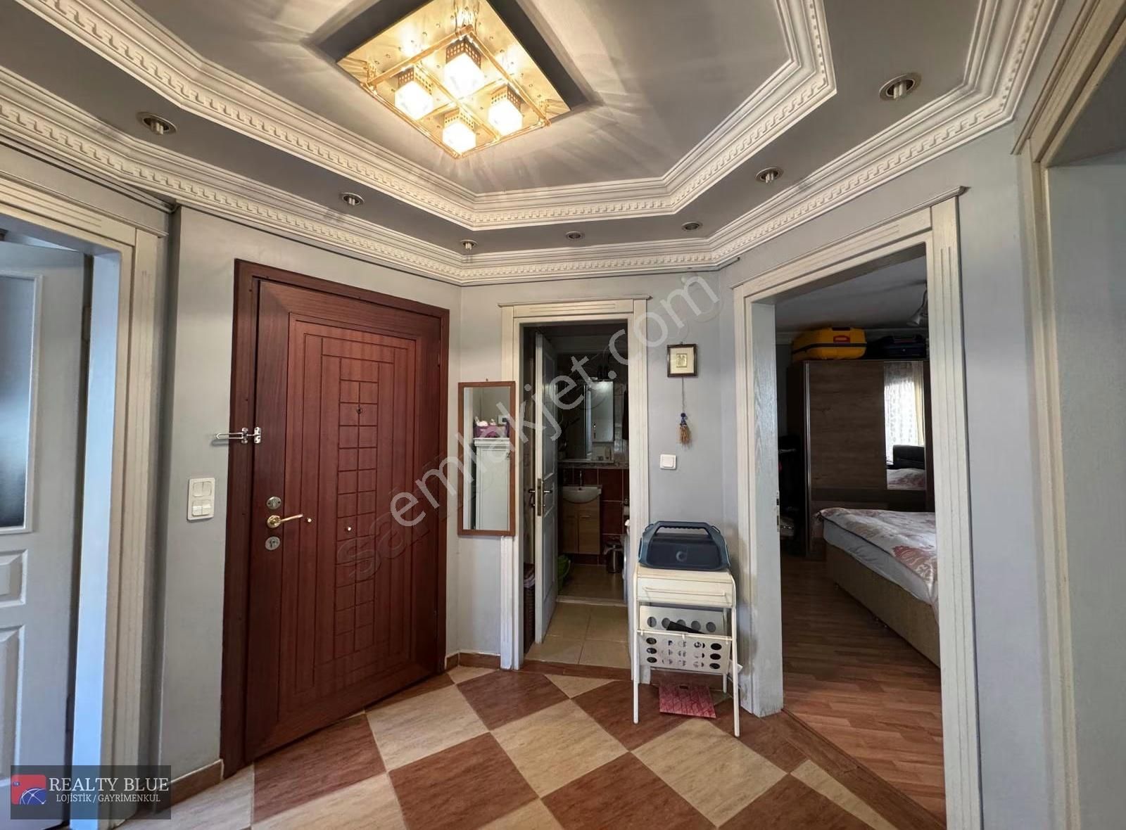 Ümraniye Site Mah. 135 M2 Ka.otoparklı 3+1 Köşe Konumda Daire - Görsel 18
