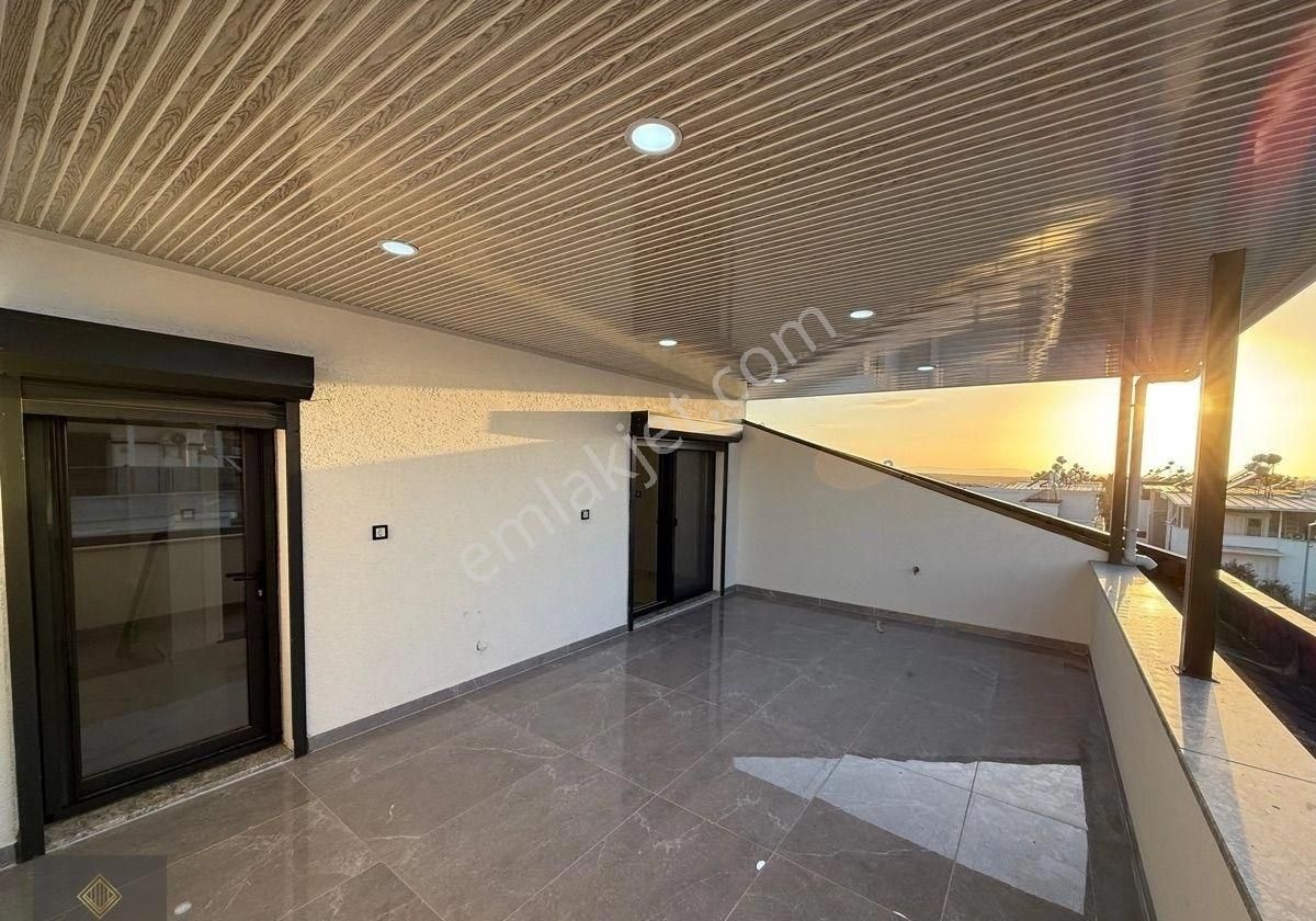 Didim Efeler’de Acil Satılık Sıfır 3+1 Müstakil Girişli Geniş Teraslı Bahçeli Ön Cephe Lüks Villa - Görsel 2