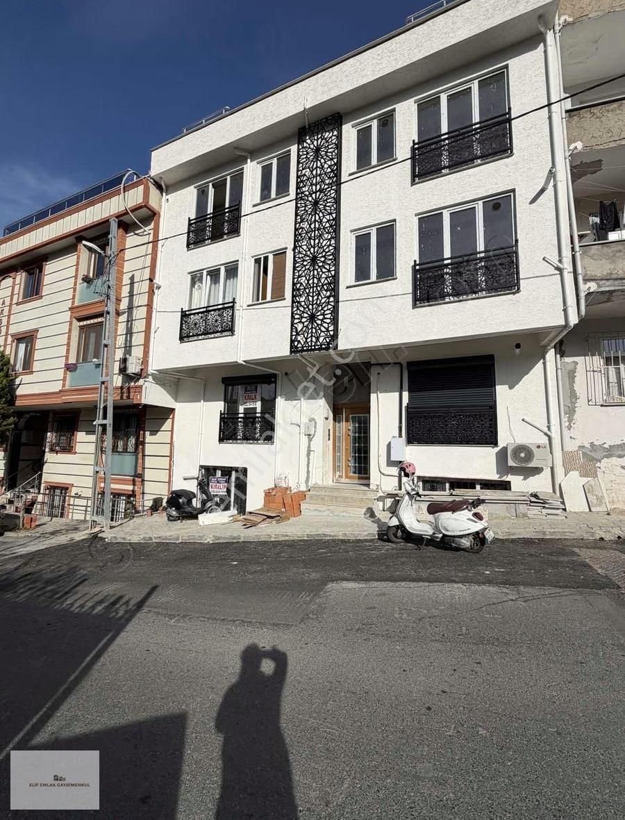 Kağıthane Talatpaşa Mah Kiralık 1+1 Yüksek Giriş